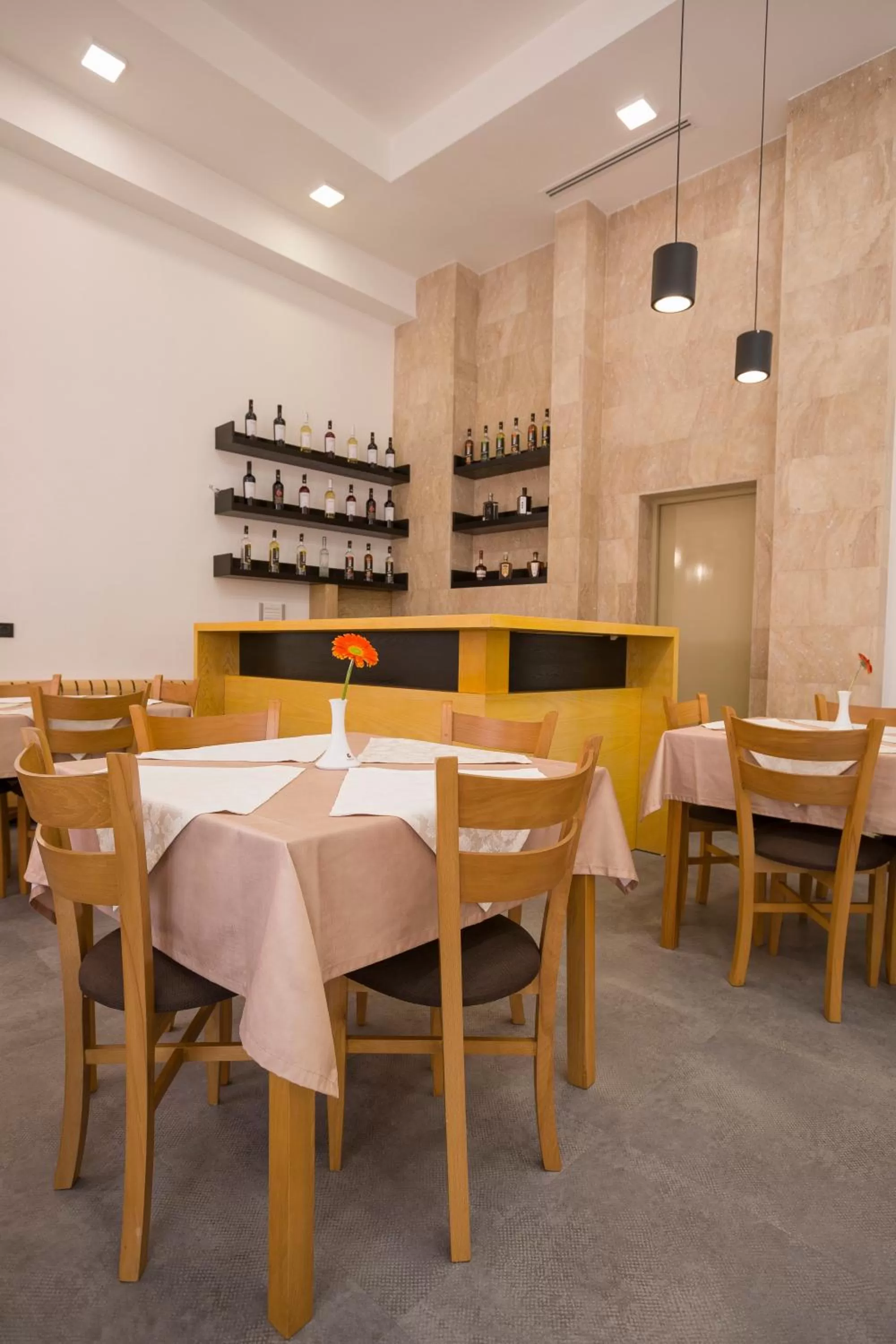 Restaurant/Places to Eat in AnnaBella Boutique Hotel