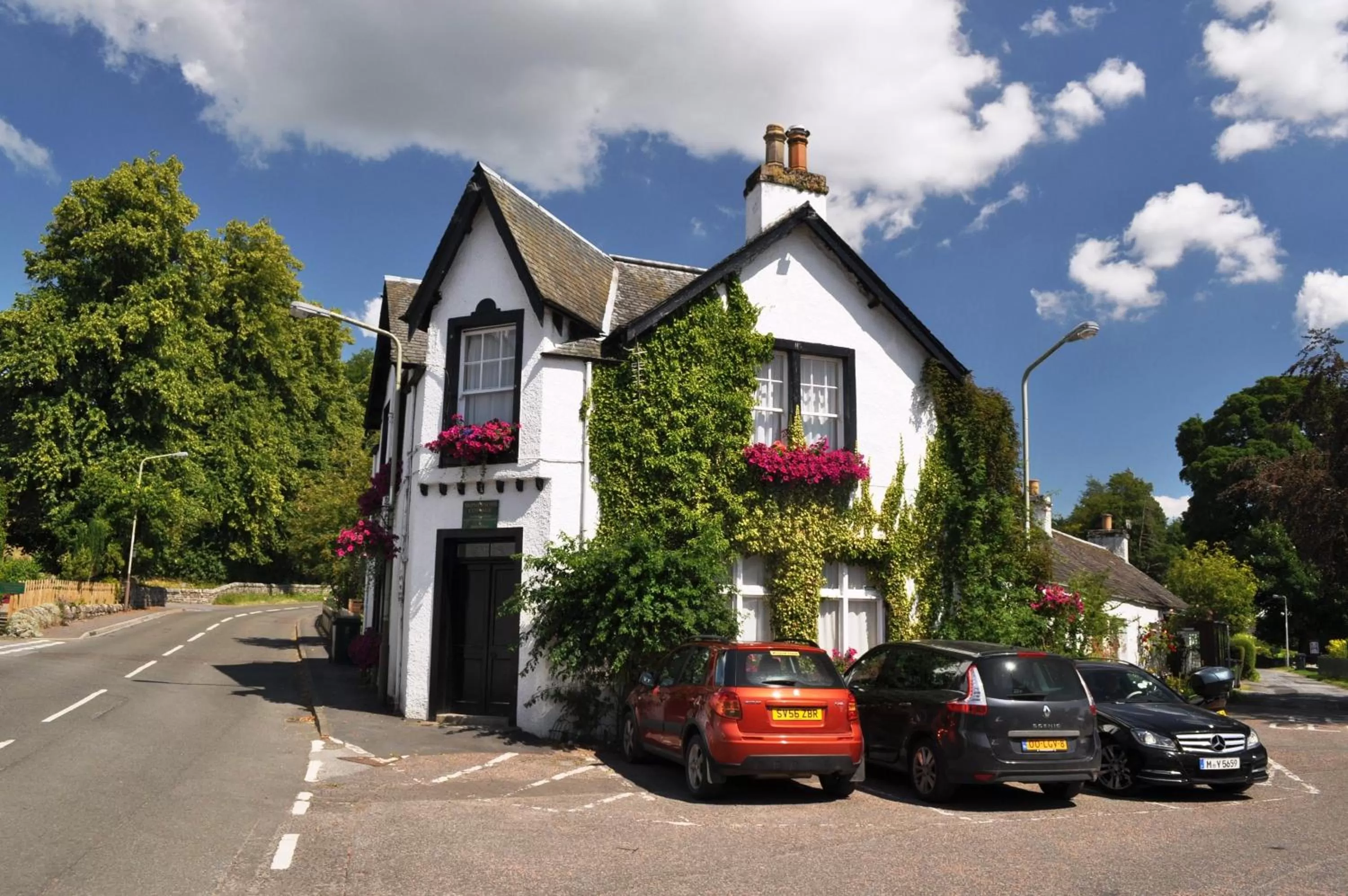 Facade/entrance in Moulin Hotel