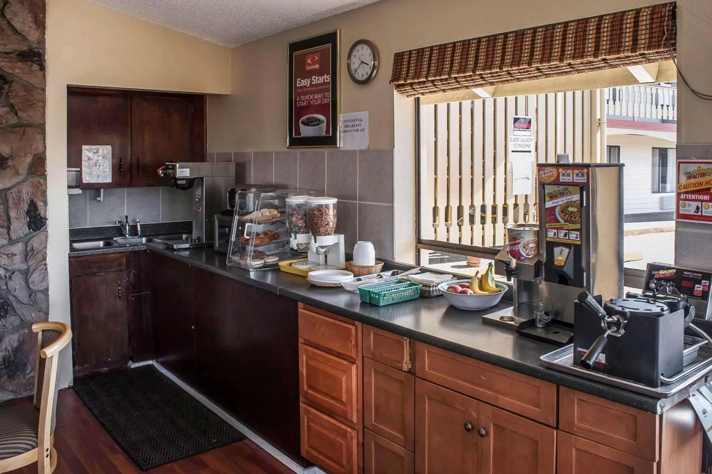 Restaurant/places to eat in Econo Lodge Inn & Suites Hoquiam