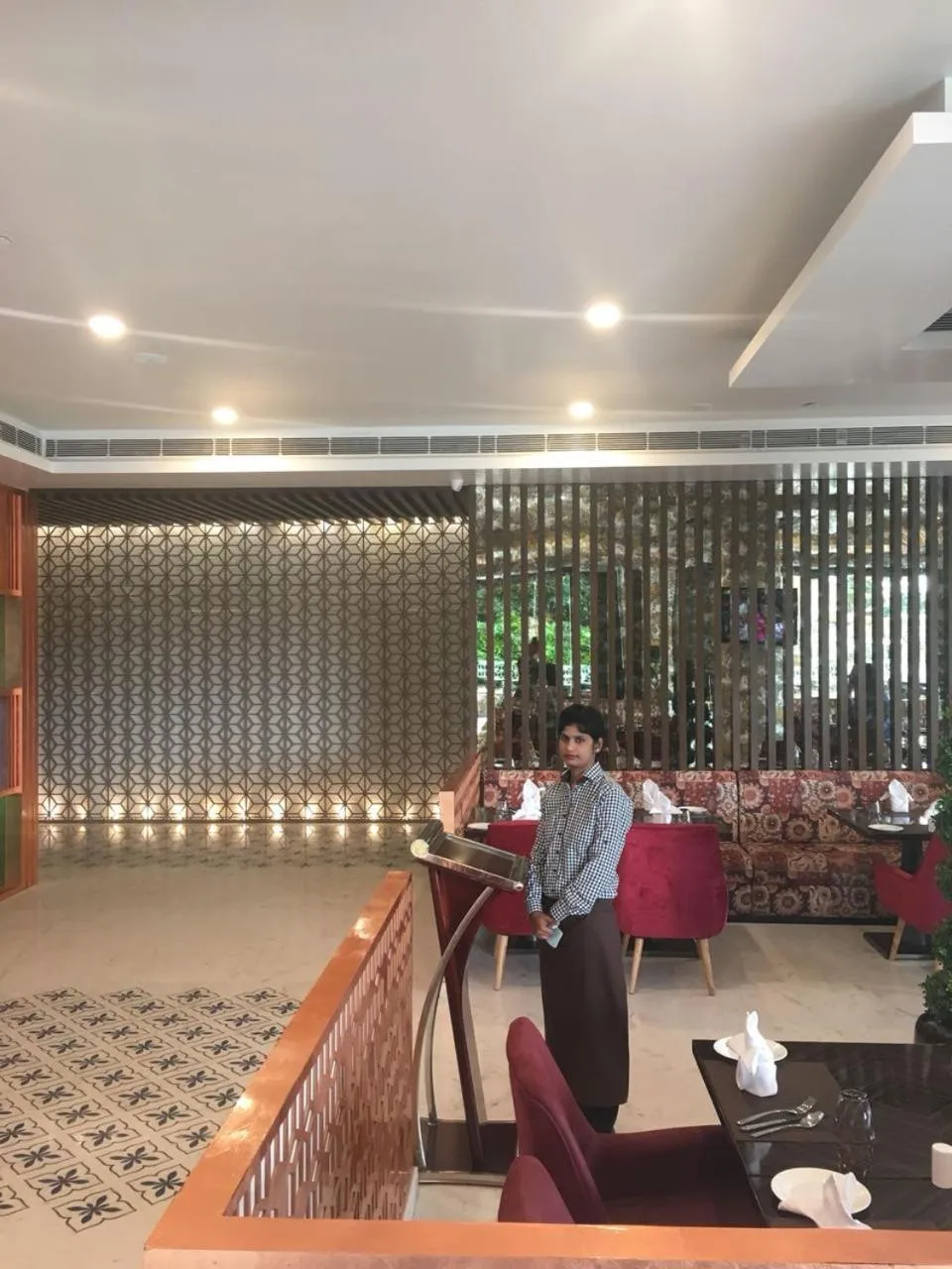 Restaurant/places to eat in Days Hotel Jaipur Tonk Road By Wyndham