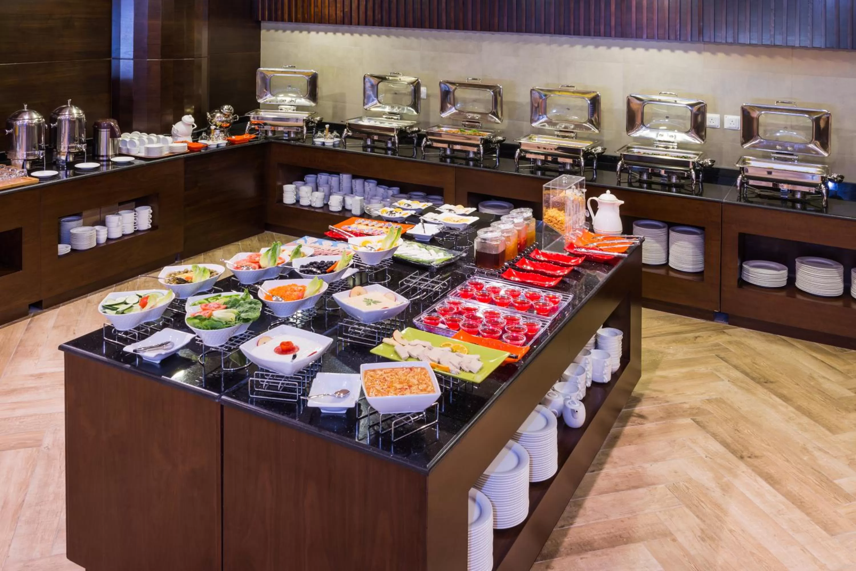 Restaurant/places to eat in Naviti Warwick Dammam