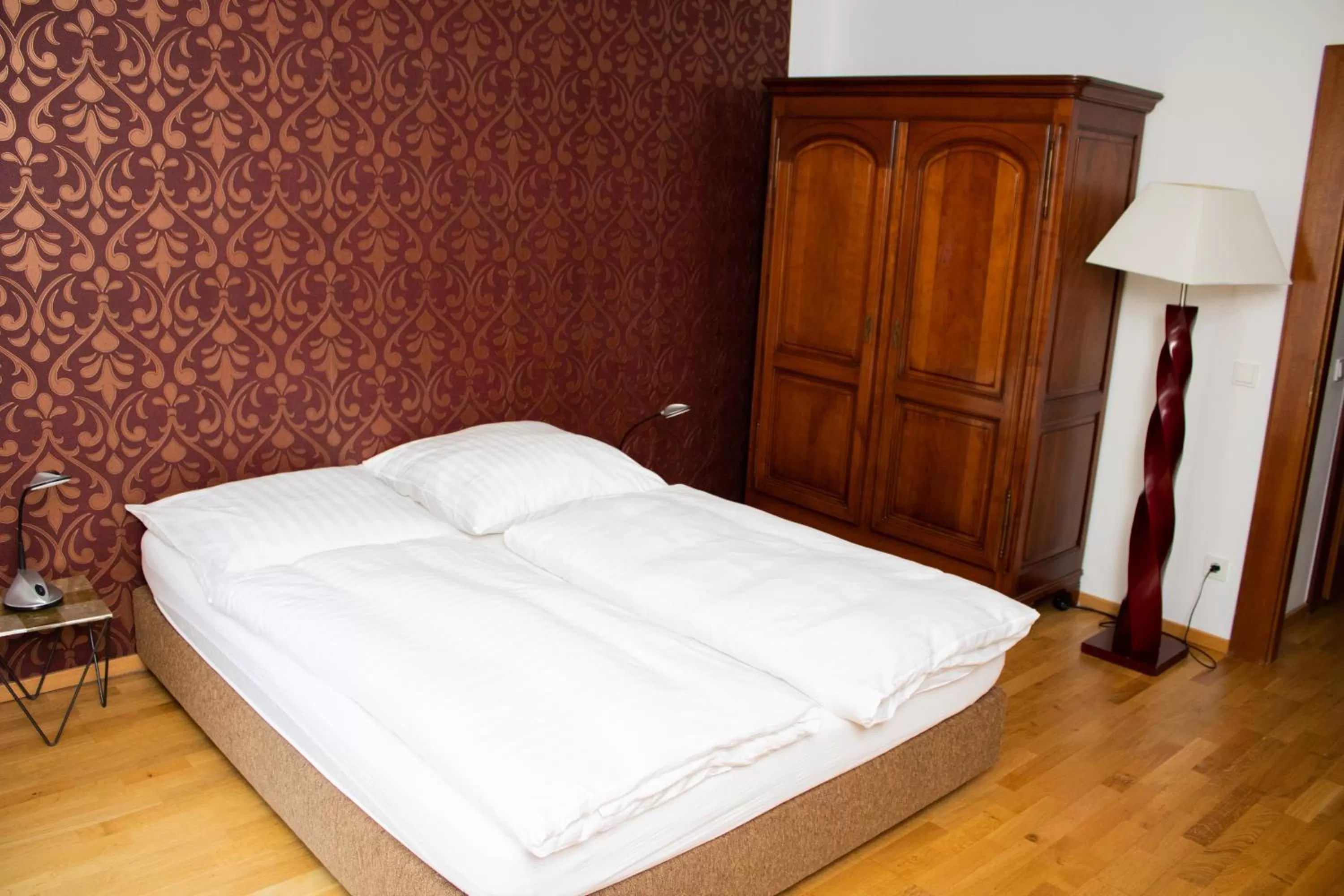 Bed in Hotel Stern - Self Check-In