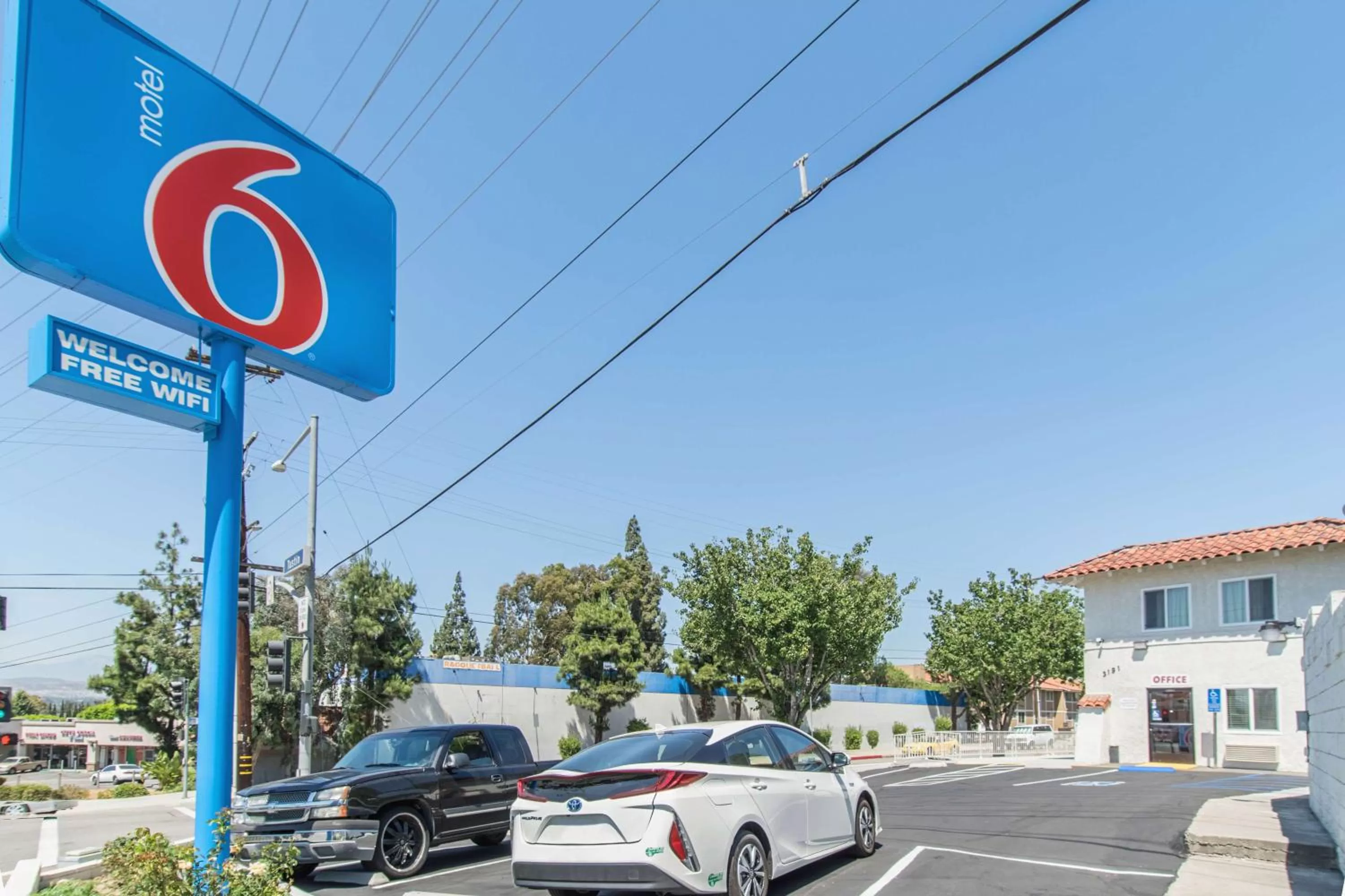 Property building in Motel 6-Orange, CA - Anaheim