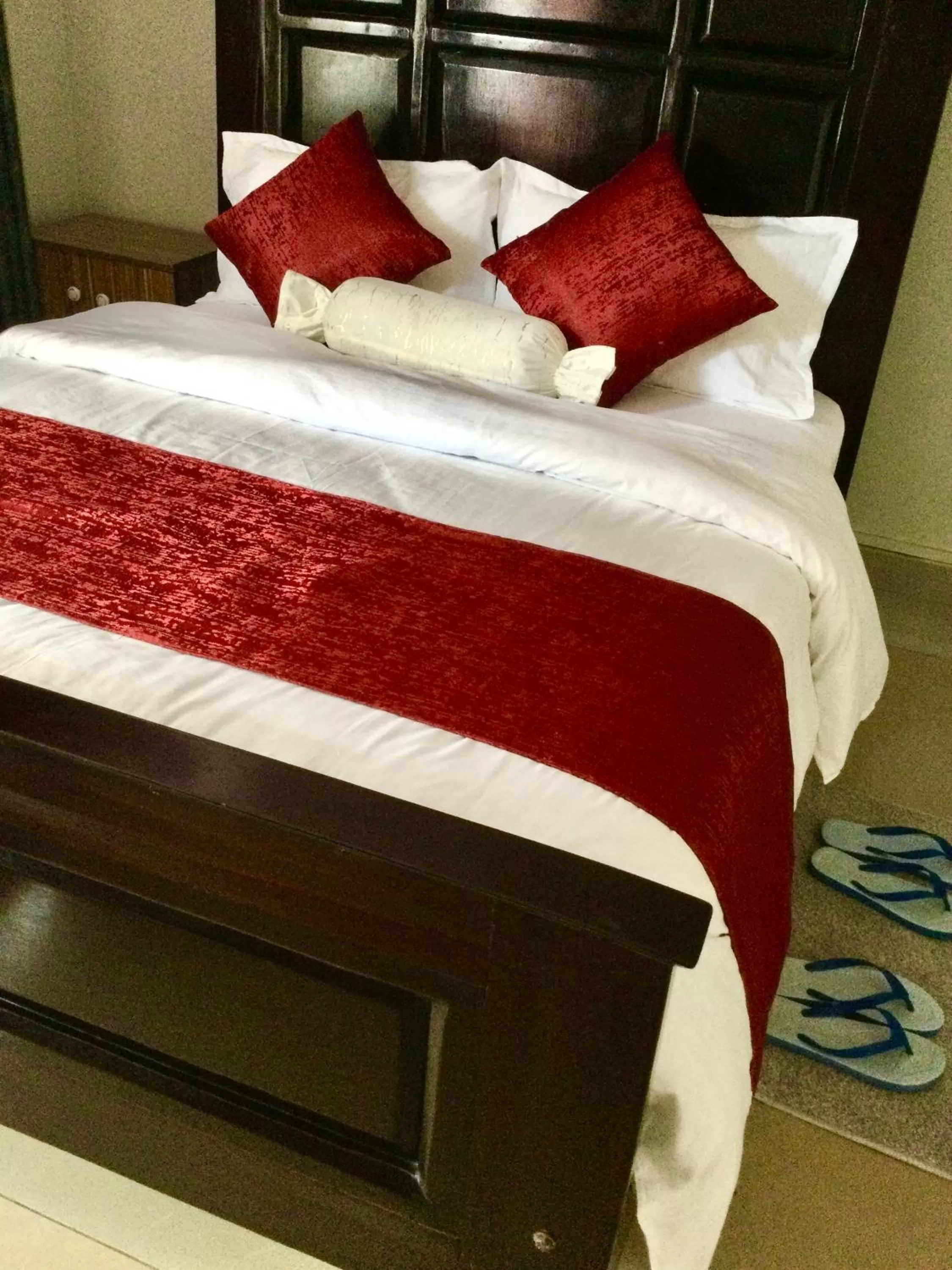 Bed in Milimani Comfort