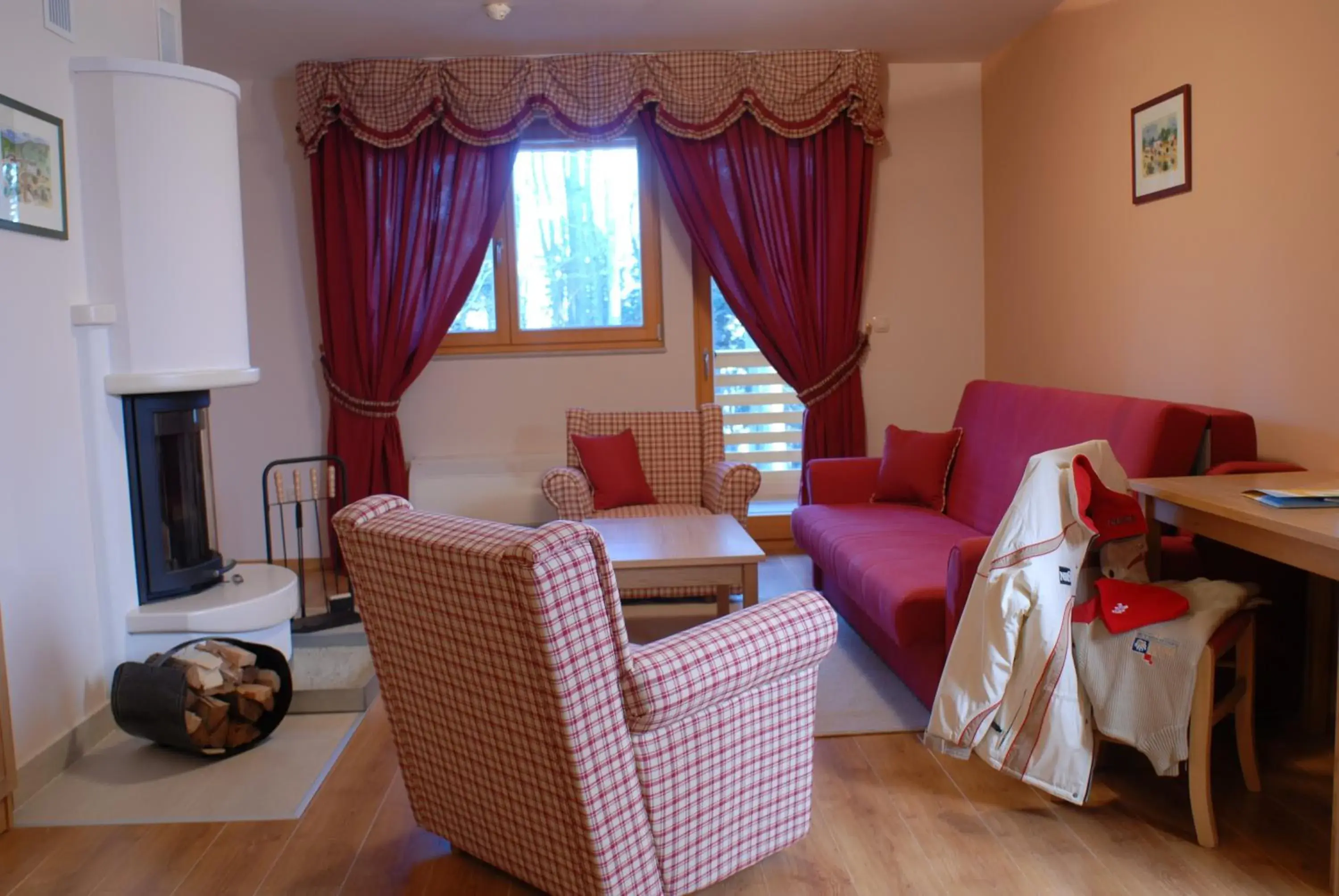 One-Bedroom Apartment with Twin Bed and Balcony in Aparthotel Snjezna Kraljica One-Bedroom Apartment with Twin Bed and Balcony in Aparthotel Snjezna Kraljica