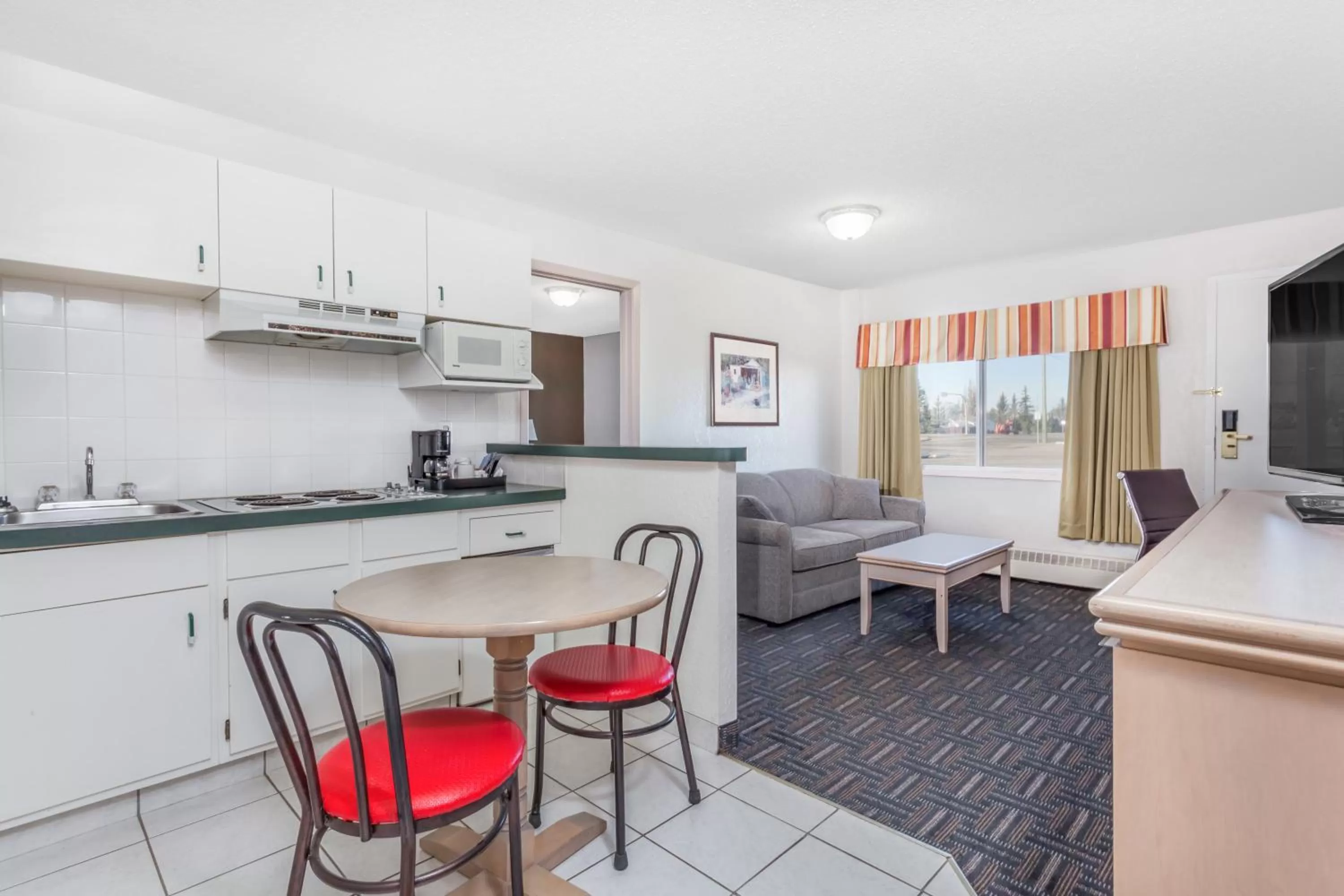 Super 8 by Wyndham Stettler