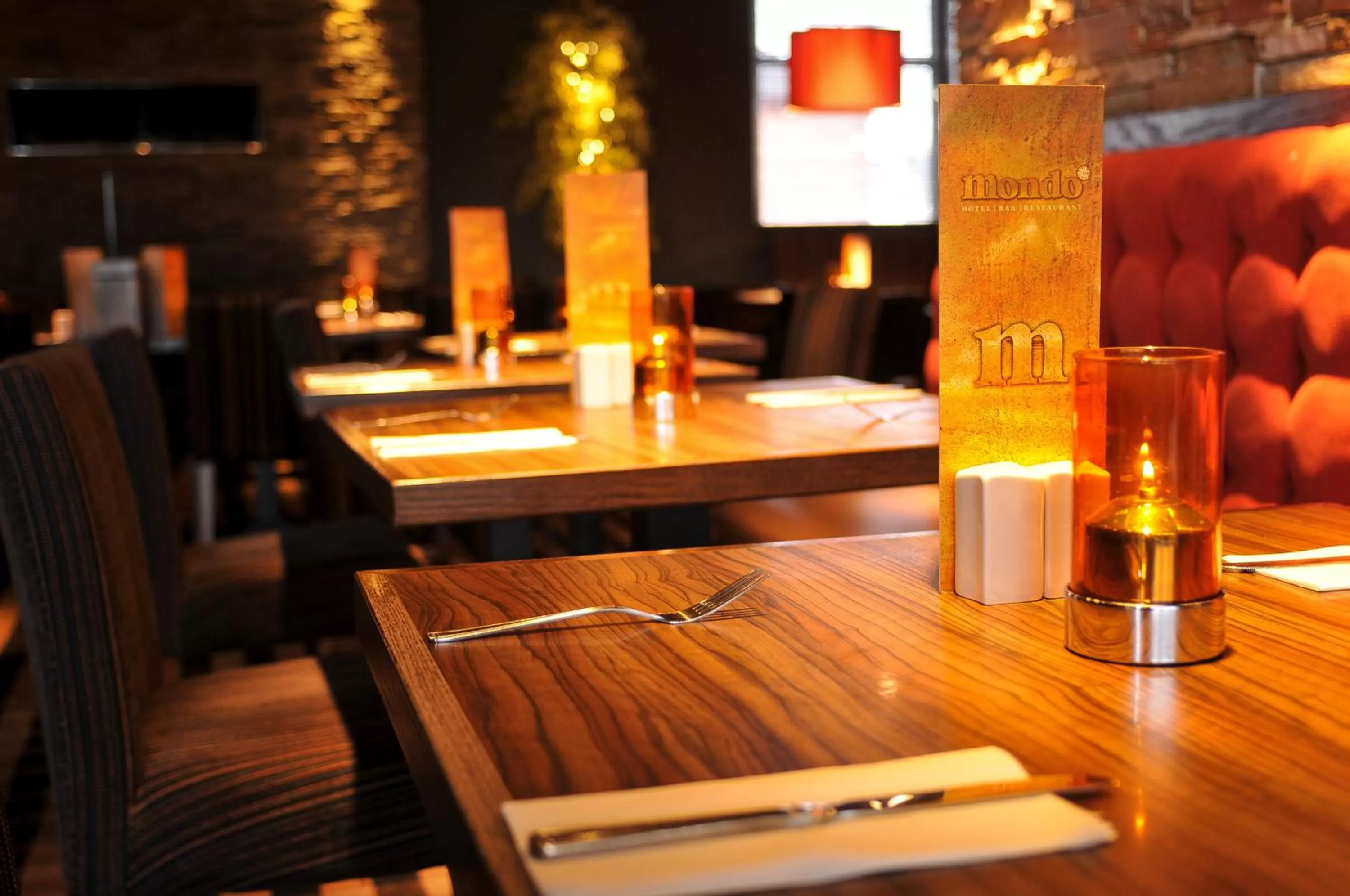 Restaurant/places to eat in Mondo Hotel