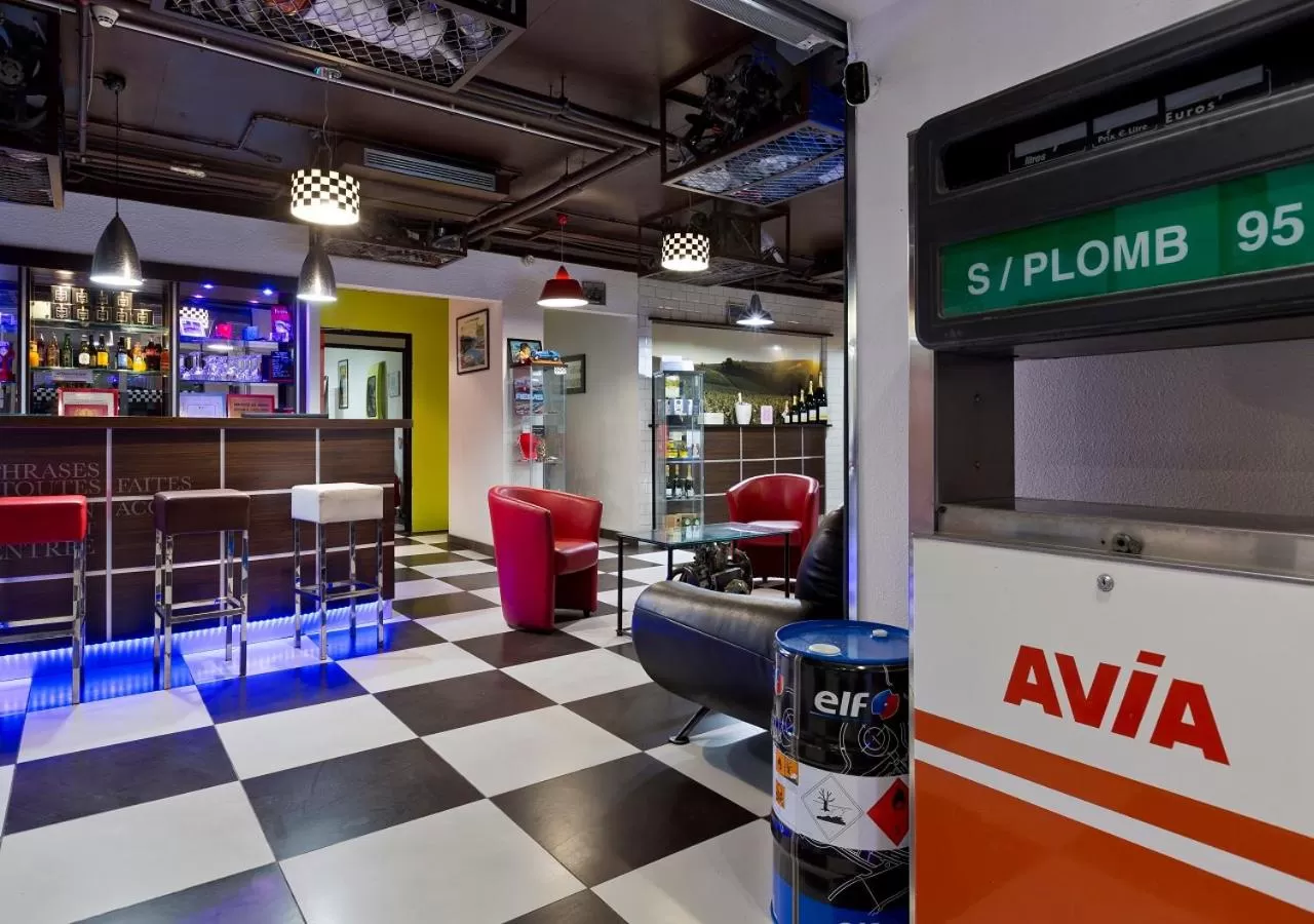 Lobby or reception in Enzo Hotels Reims Tinqueux by Kyriad Direct