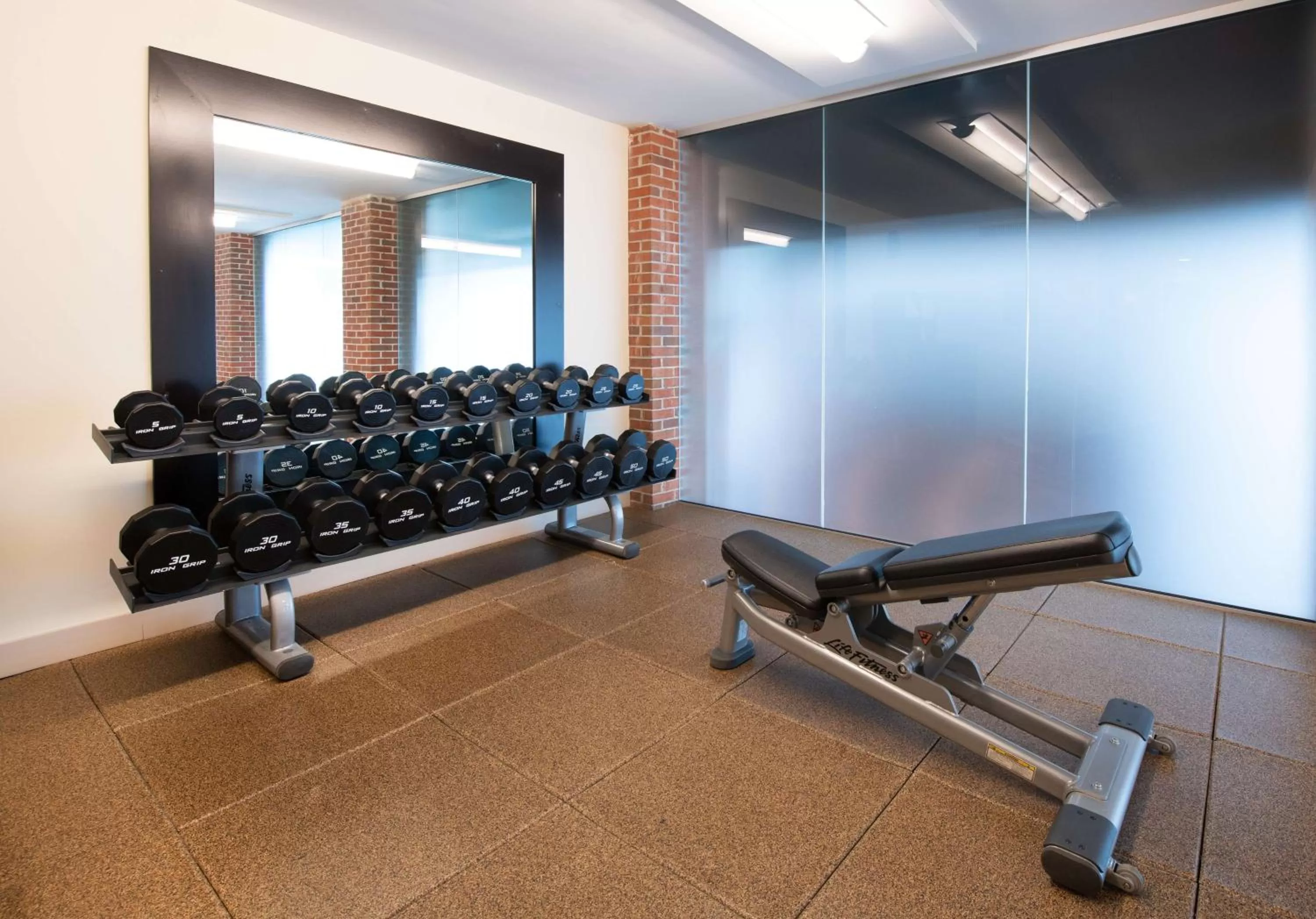 Fitness centre/facilities in DoubleTree Hotel & Suites Charleston Airport