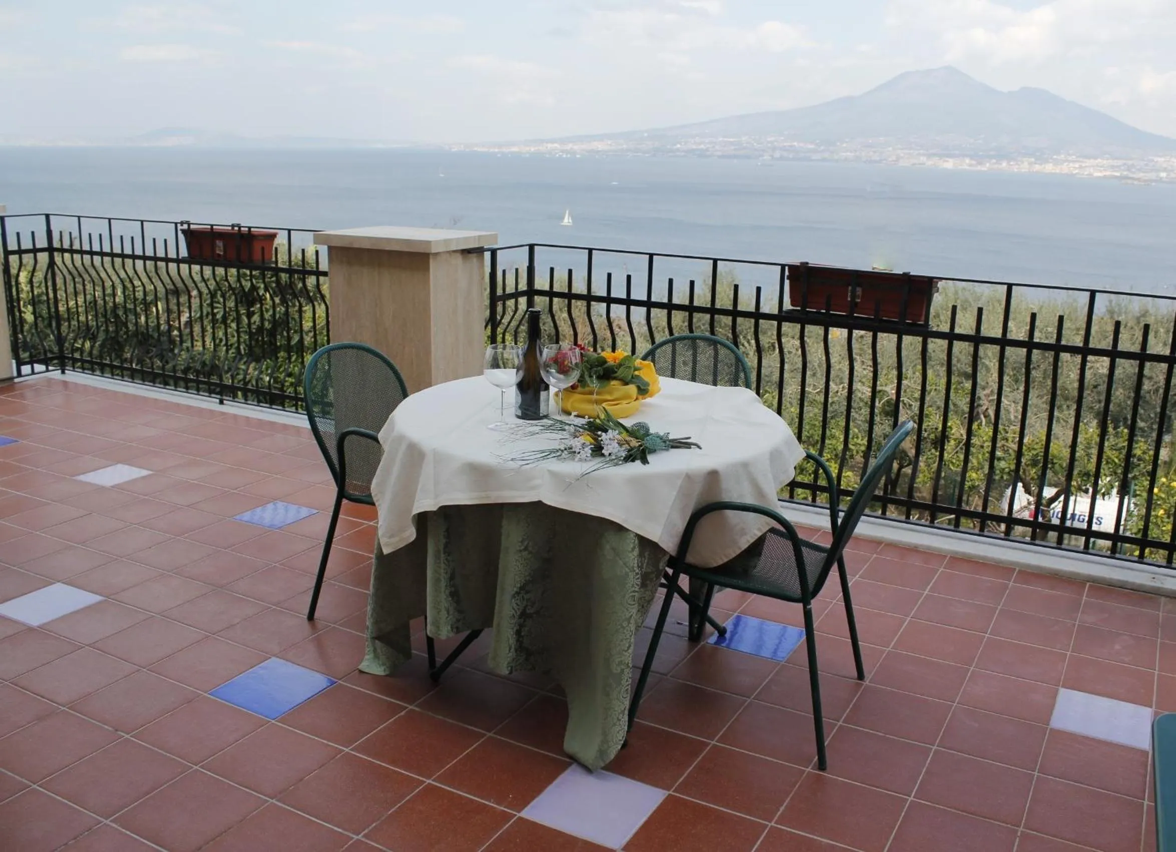 Balcony/Terrace in Ancelle Sorrento - Casa d'Accoglienza