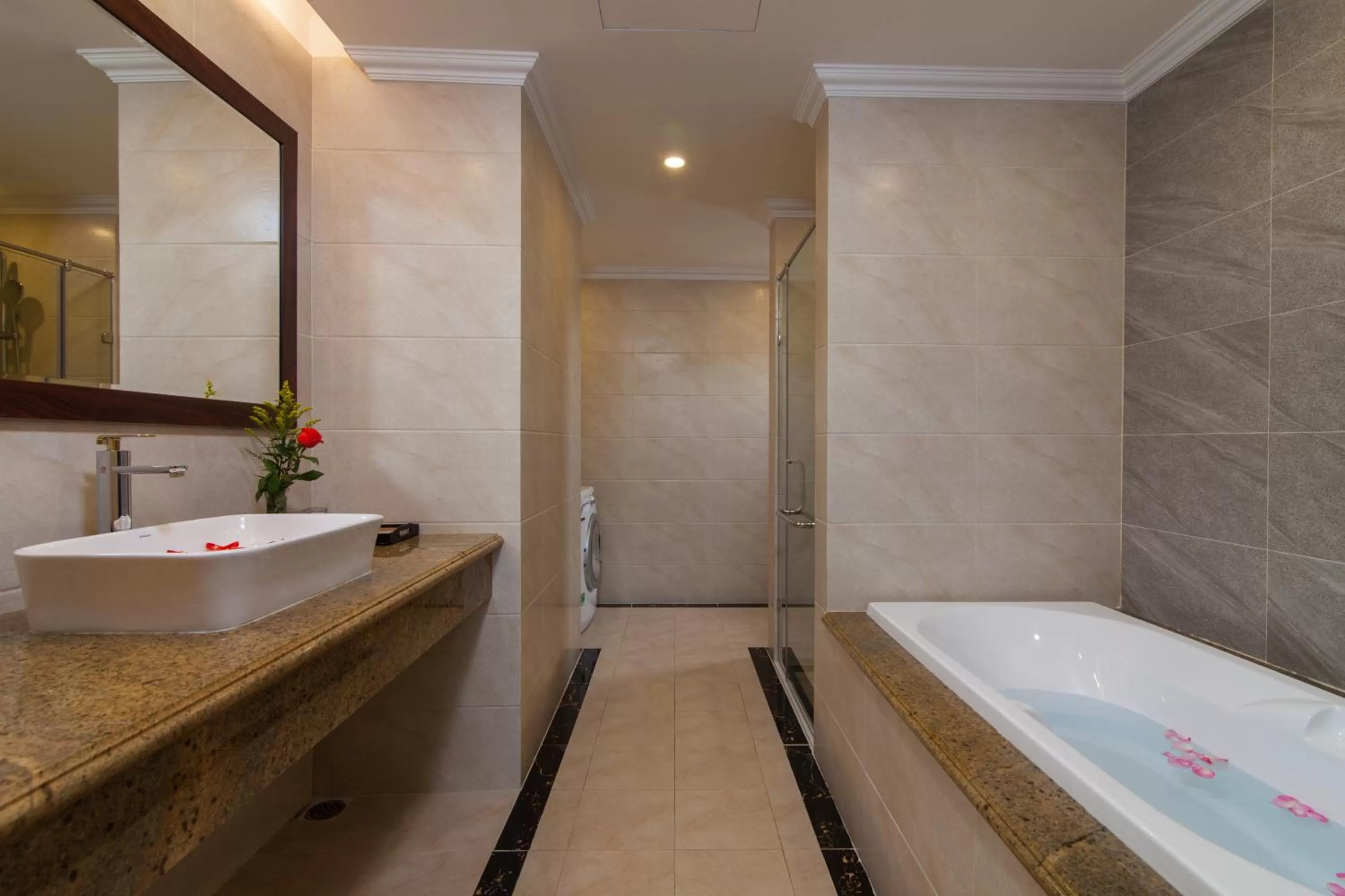 Bathroom in Hanoi Calista Hotel & Spa