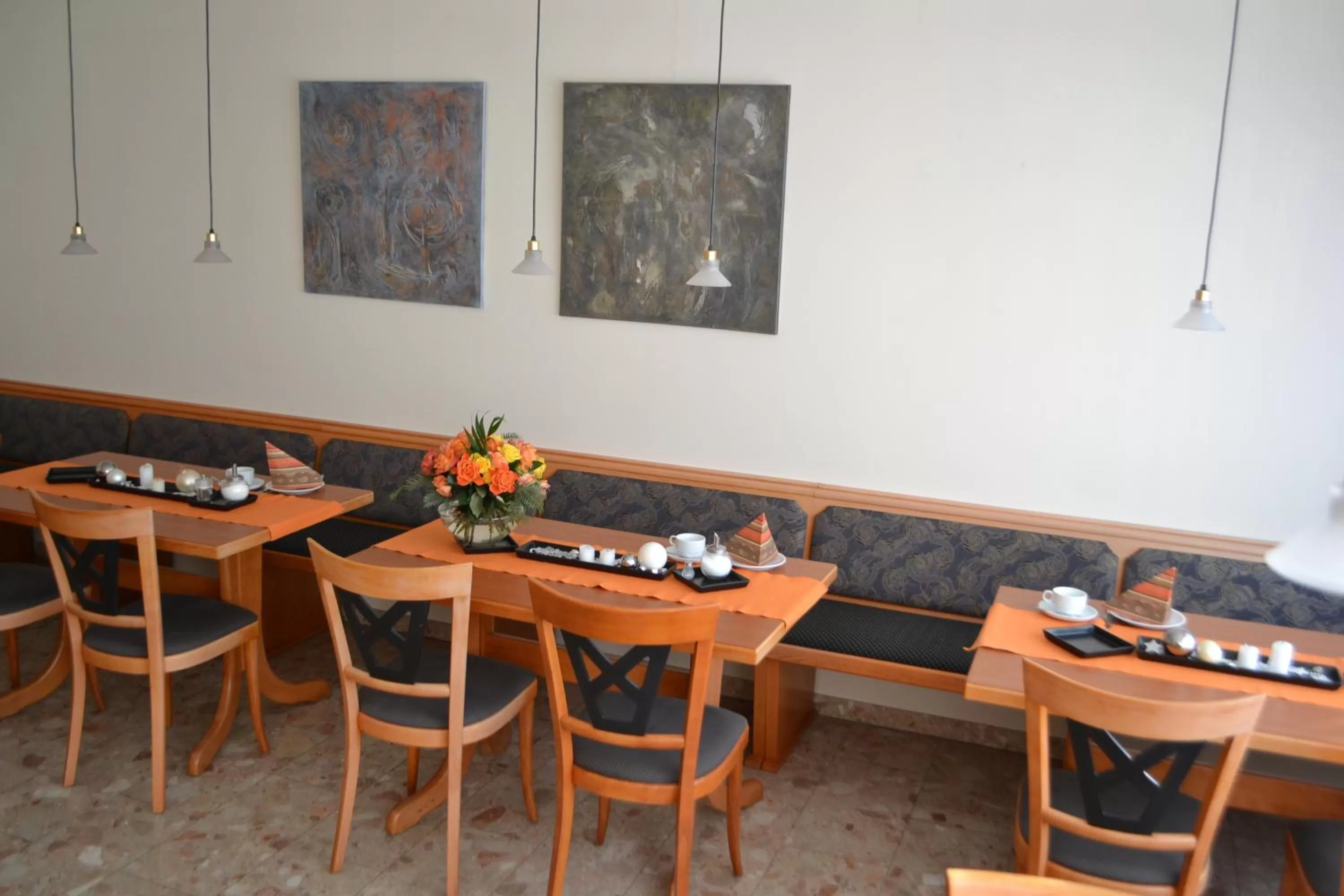 Restaurant/places to eat in Aparthotel Sprendlingen