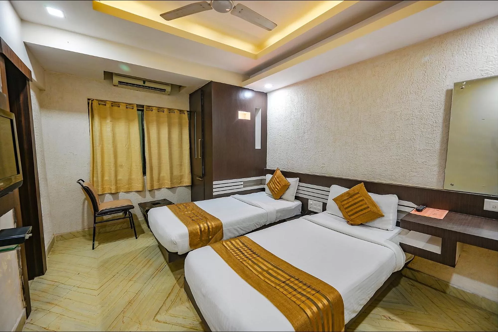 Bed in FabHotel Accord