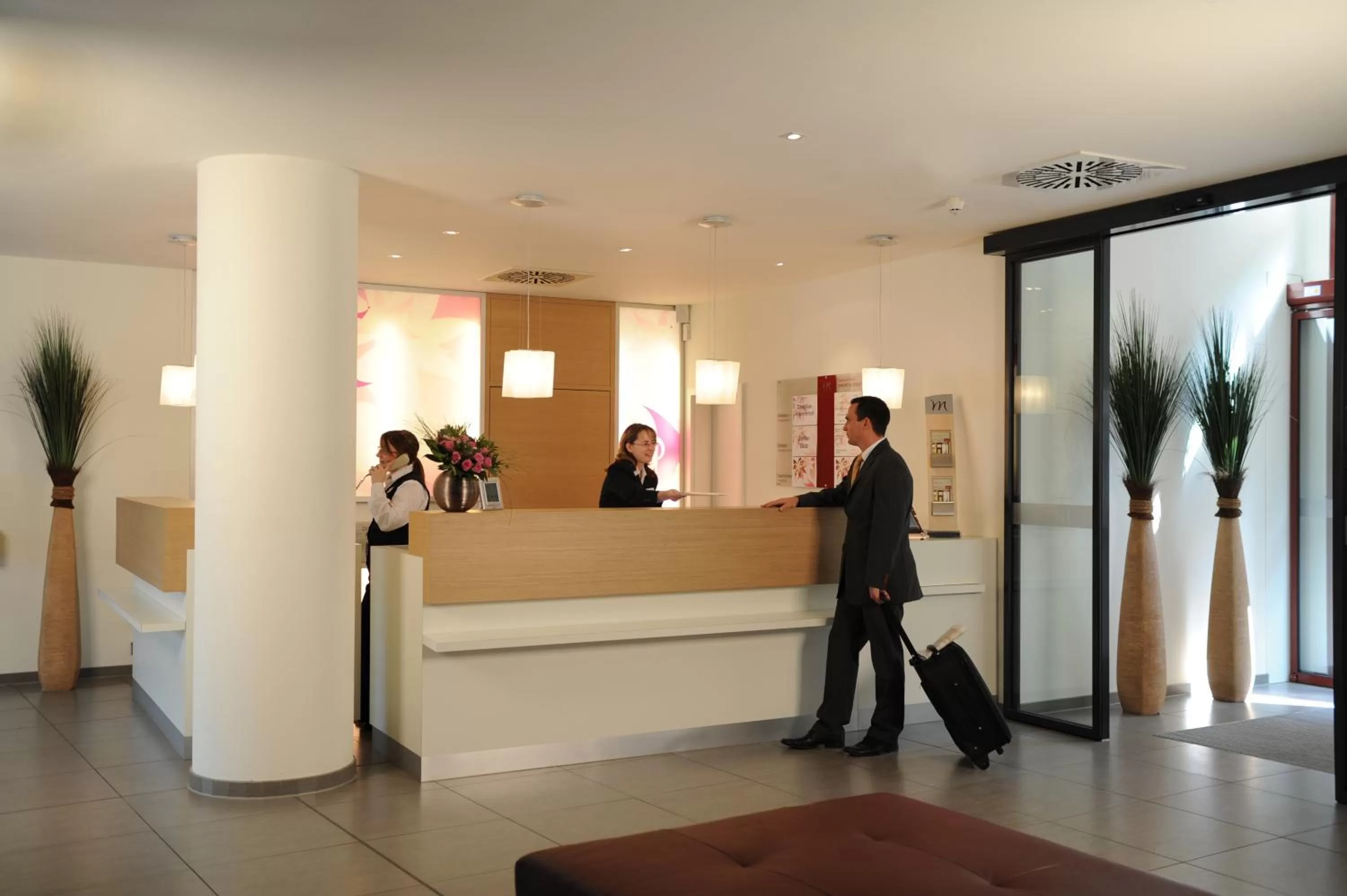Lobby or reception in Mercure Hotel Erfurt Altstadt