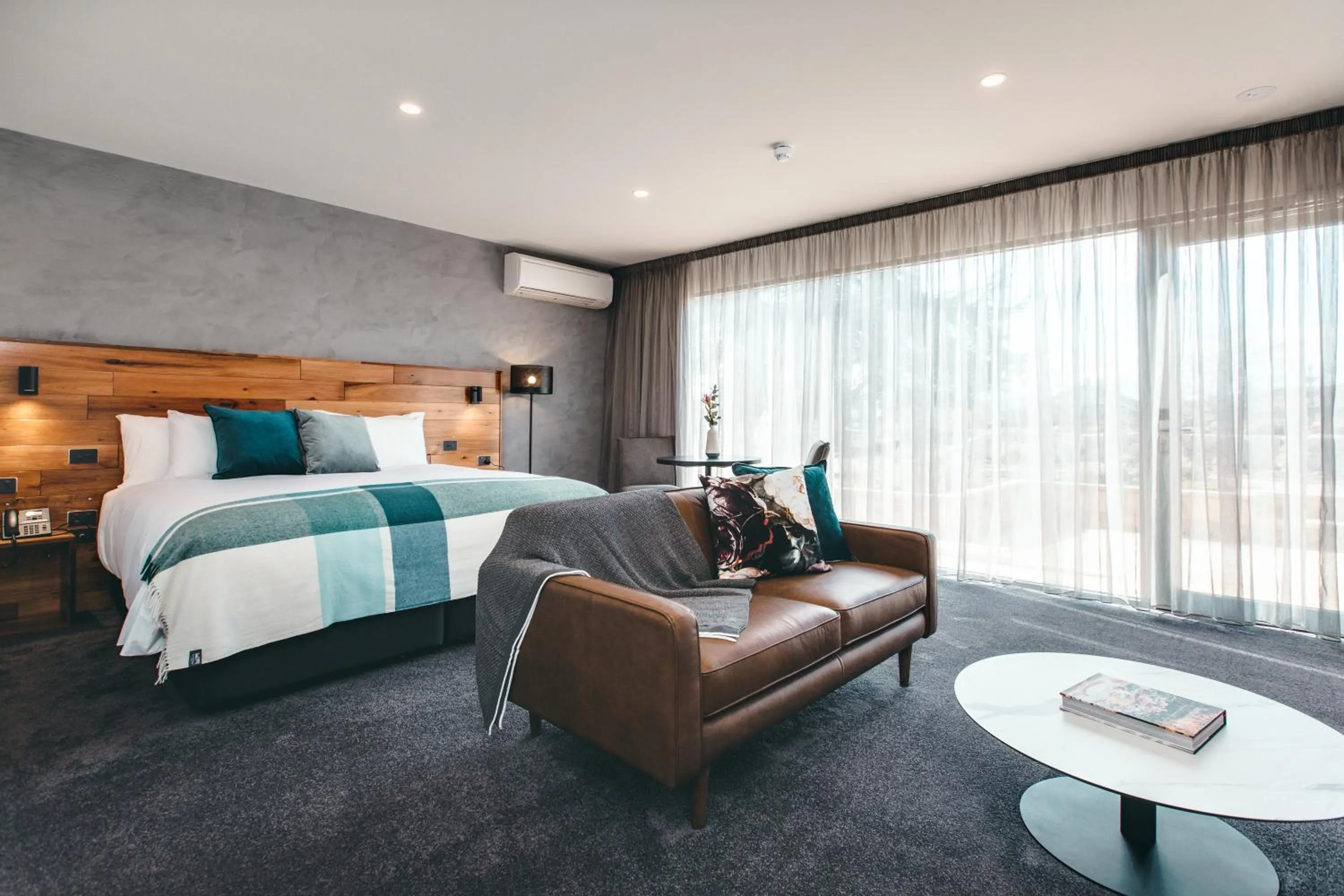 Bed in Maylands Lodge