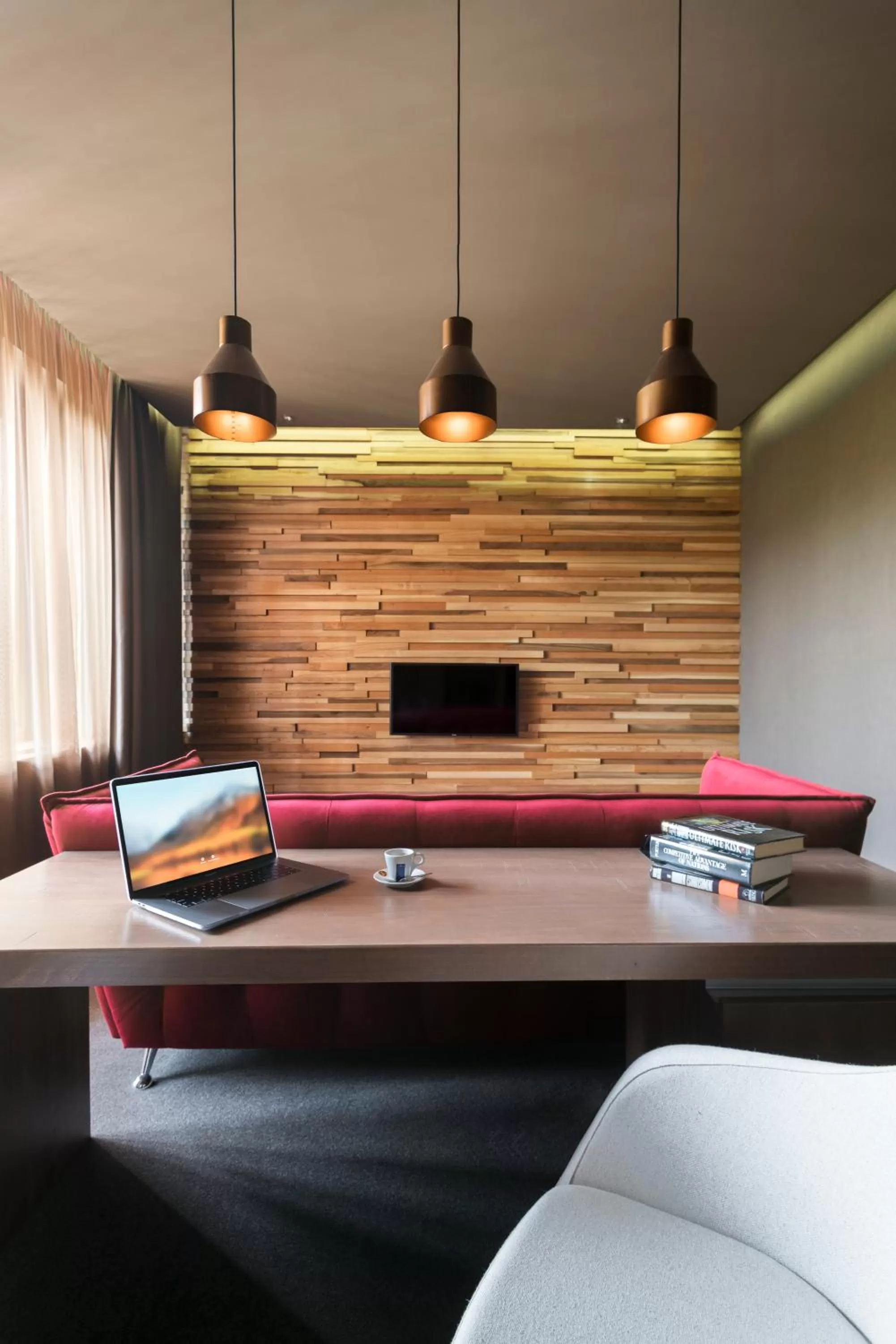 Living room in Jolly Alon Hotel