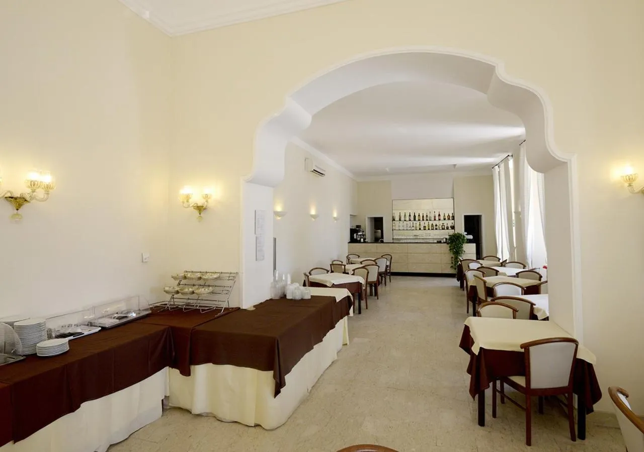 Lounge or bar in Hotel Mediterranee