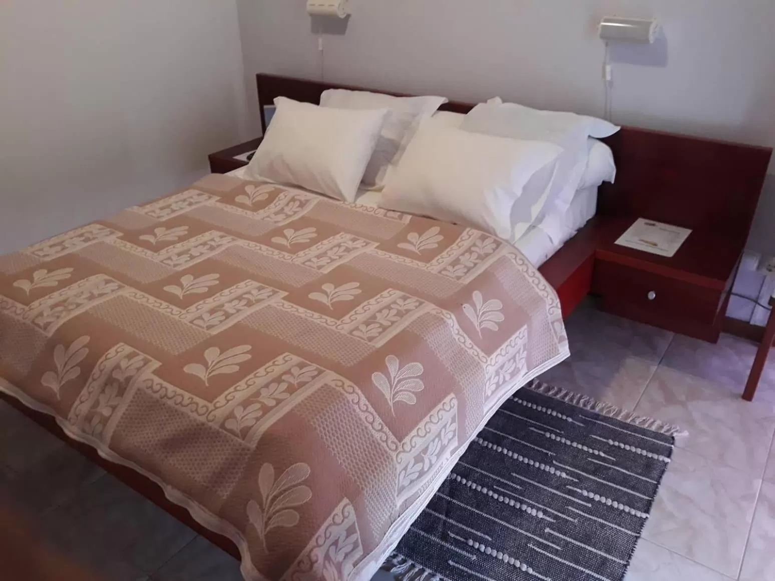 Bed in Yria Residencial