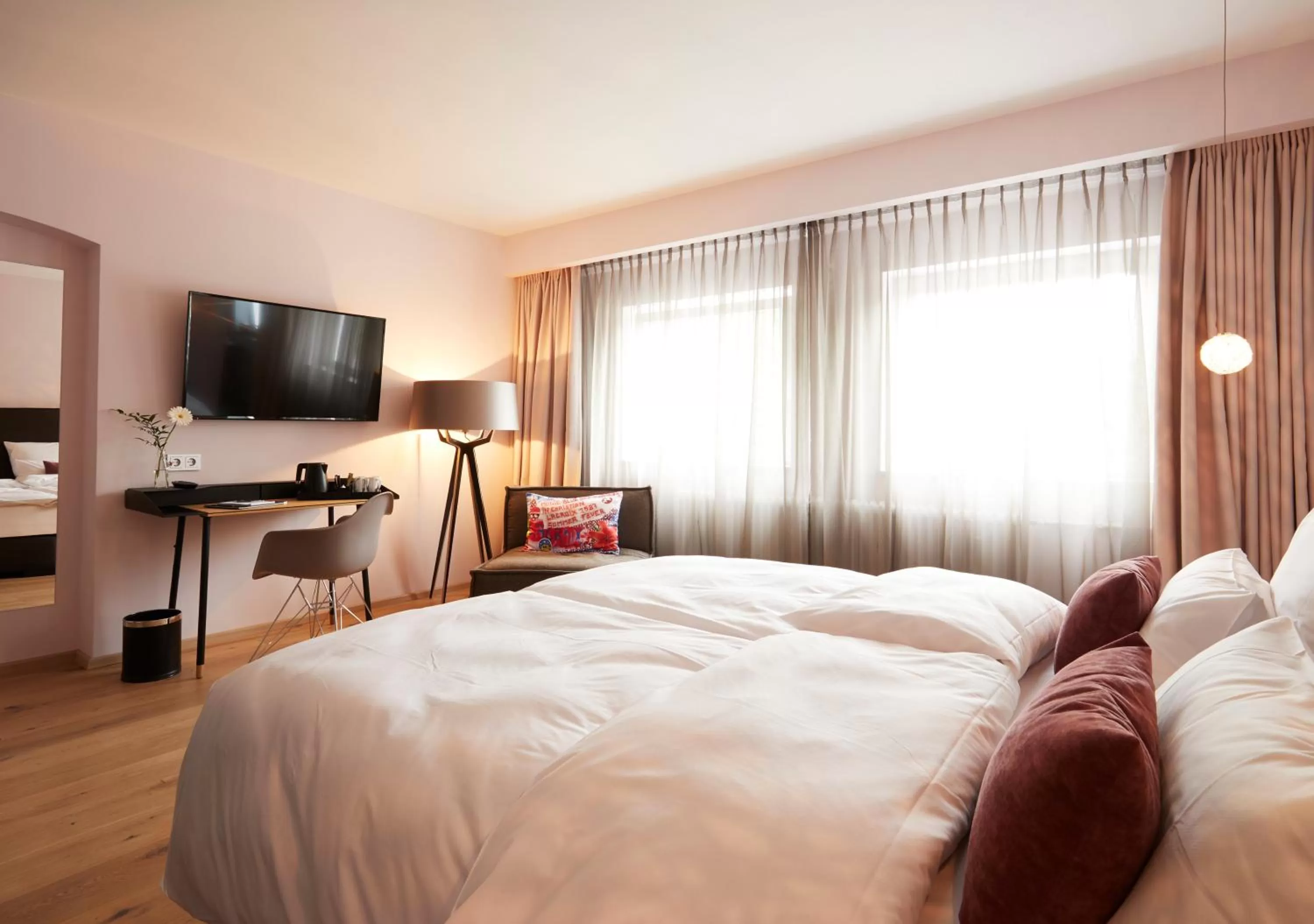 Photo of the whole room, Bed in LIONO BoutiqueHotel