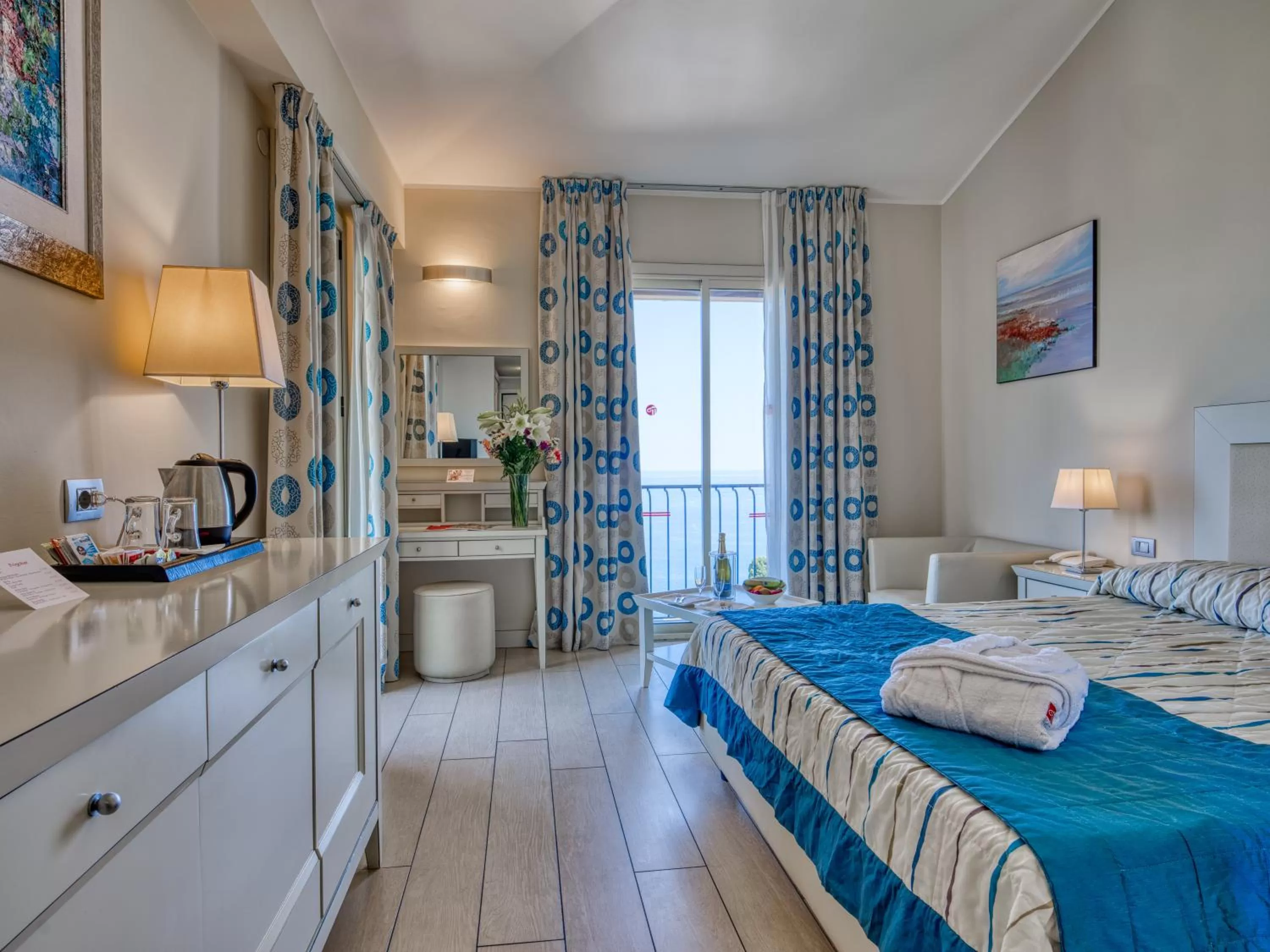 Bedroom, Bed in Hotel Ariston and Palazzo Santa Caterina