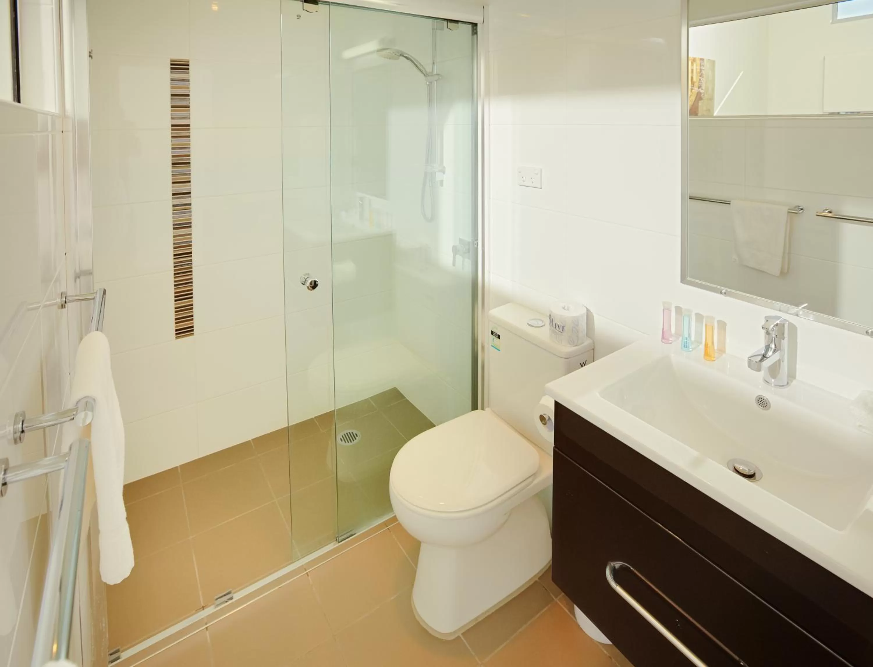 Shower in Charlestown Executive Apartments