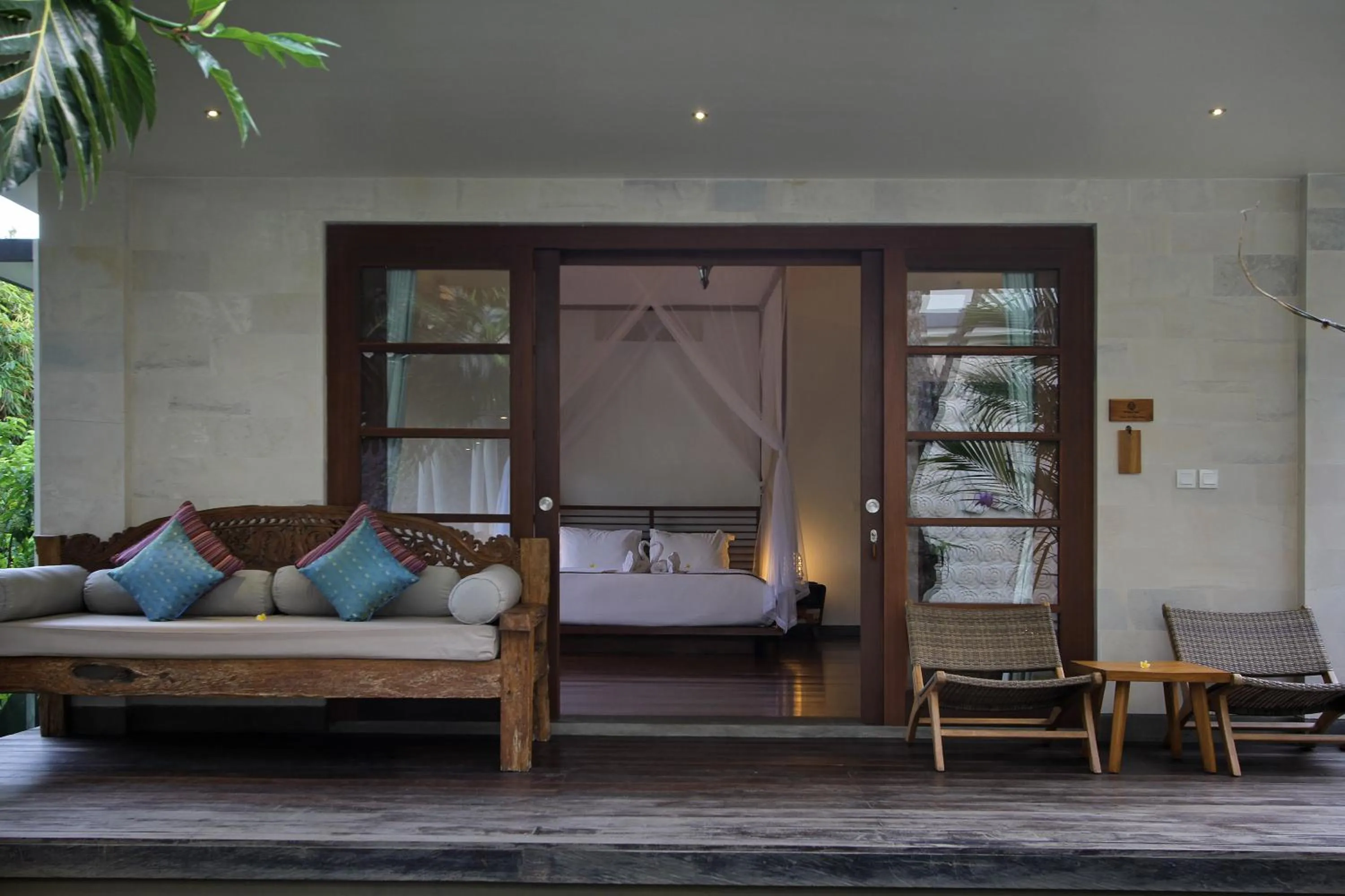 Patio, Bed in D'Legon Villas