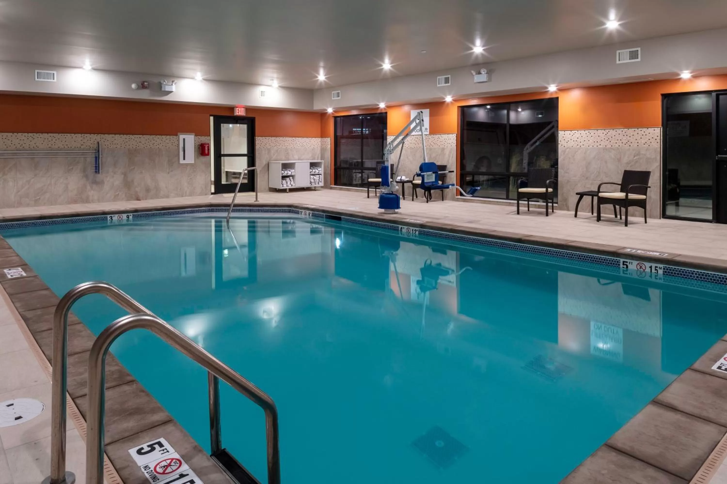 Swimming pool in Holiday Inn Express & Suites - The Dalles by IHG