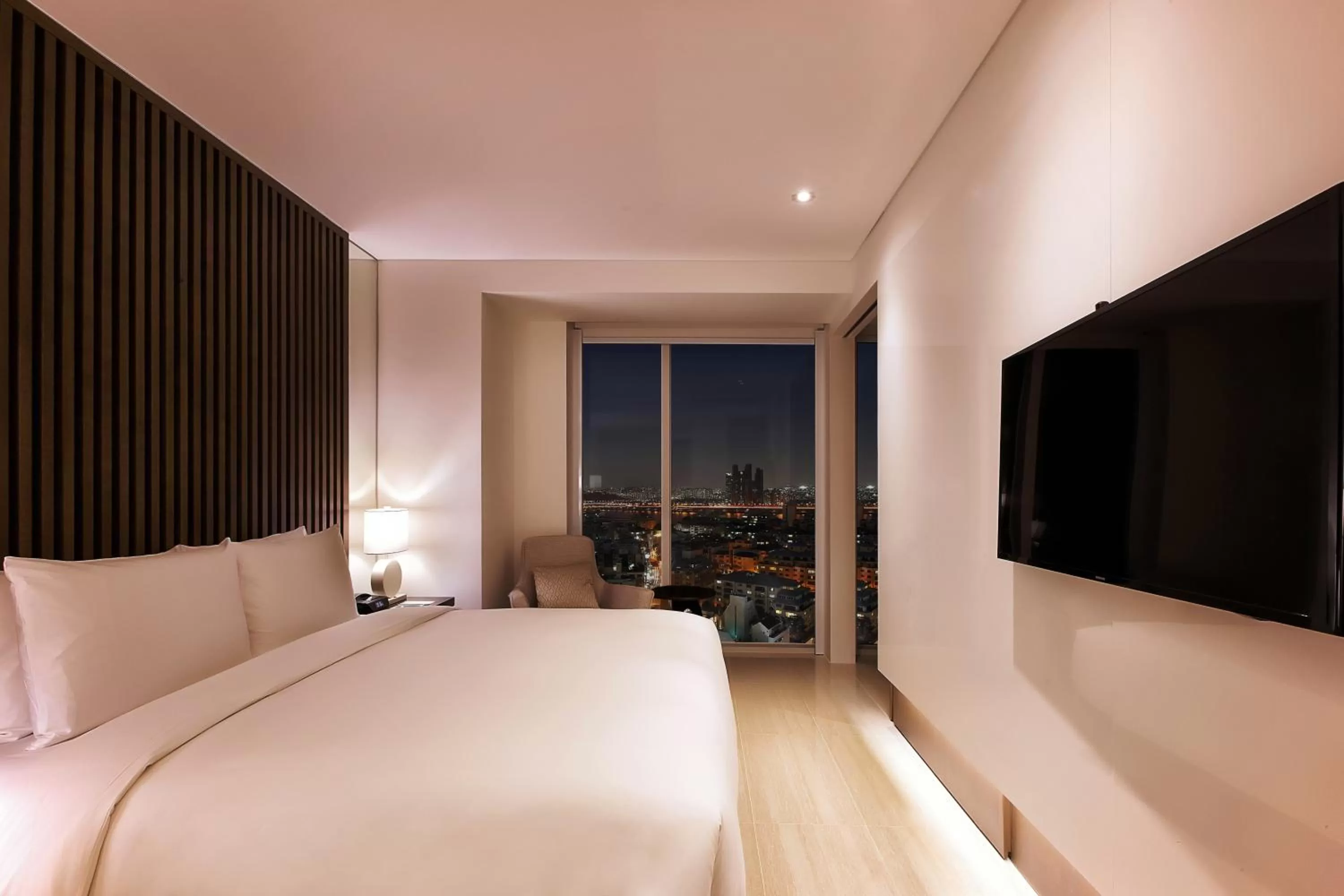 Decorative detail, Bed in Hotel Entra Gangnam