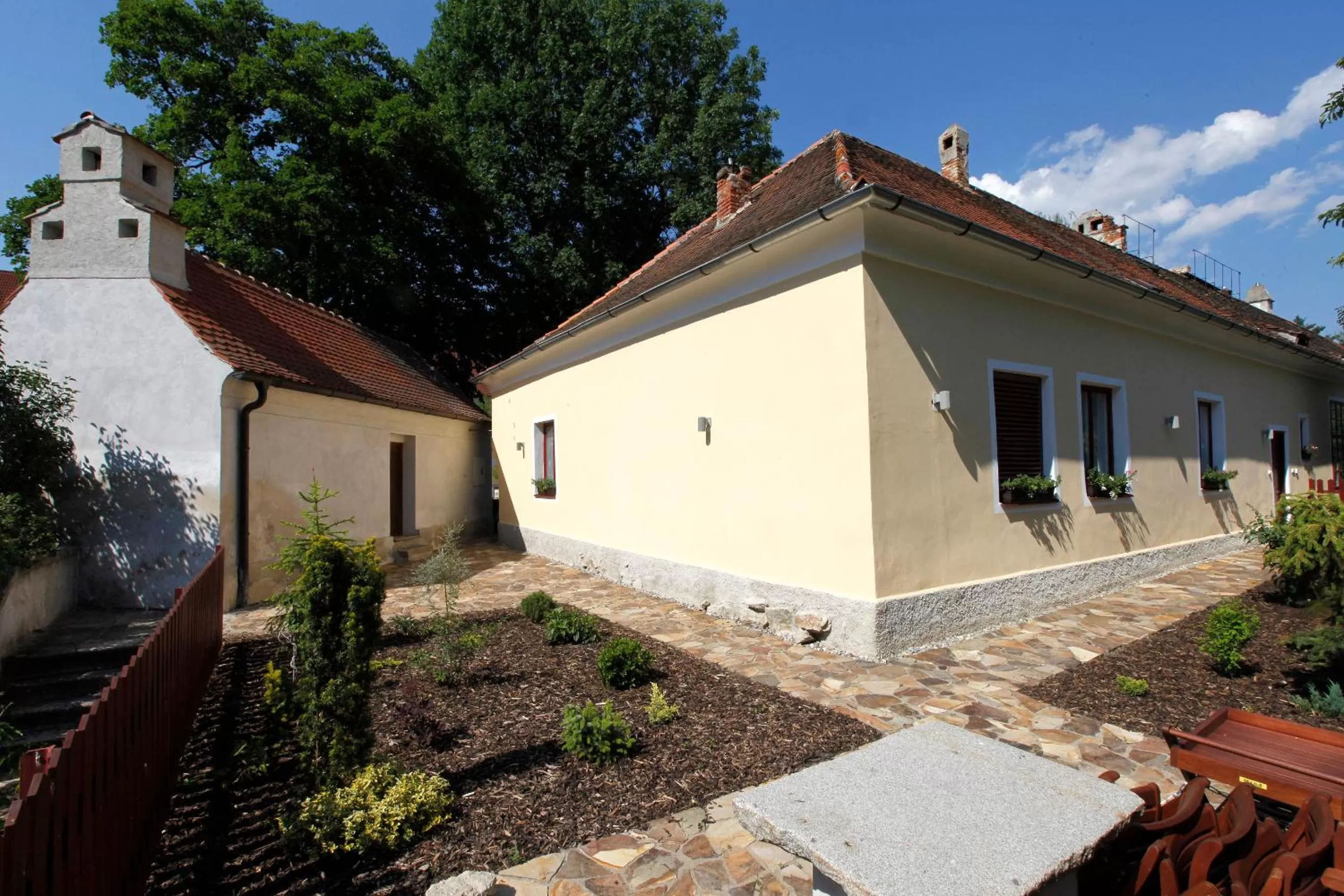 Facade/entrance, Property Building in Apartmány Šupina
