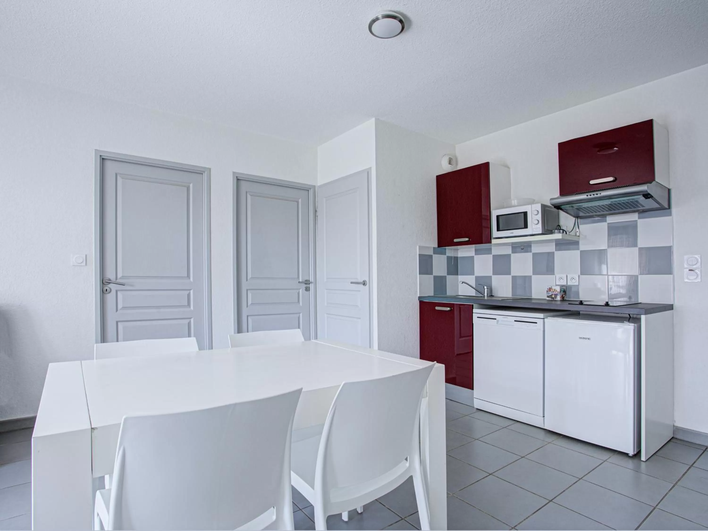 Kitchen or kitchenette in Vacancéole - Les demeures de la Massane - Argelès-sur-Mer