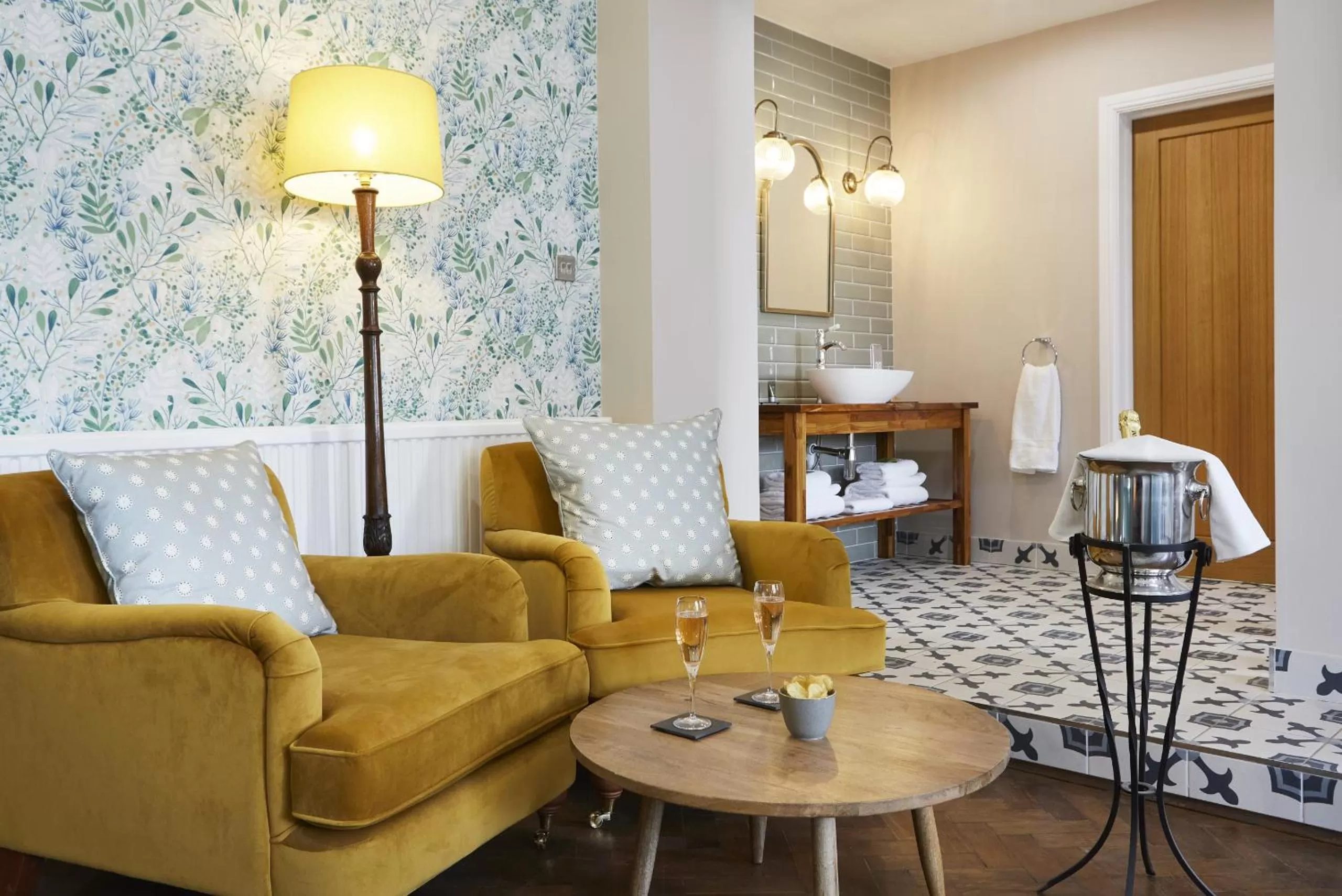 Bedroom in The Old New Inn