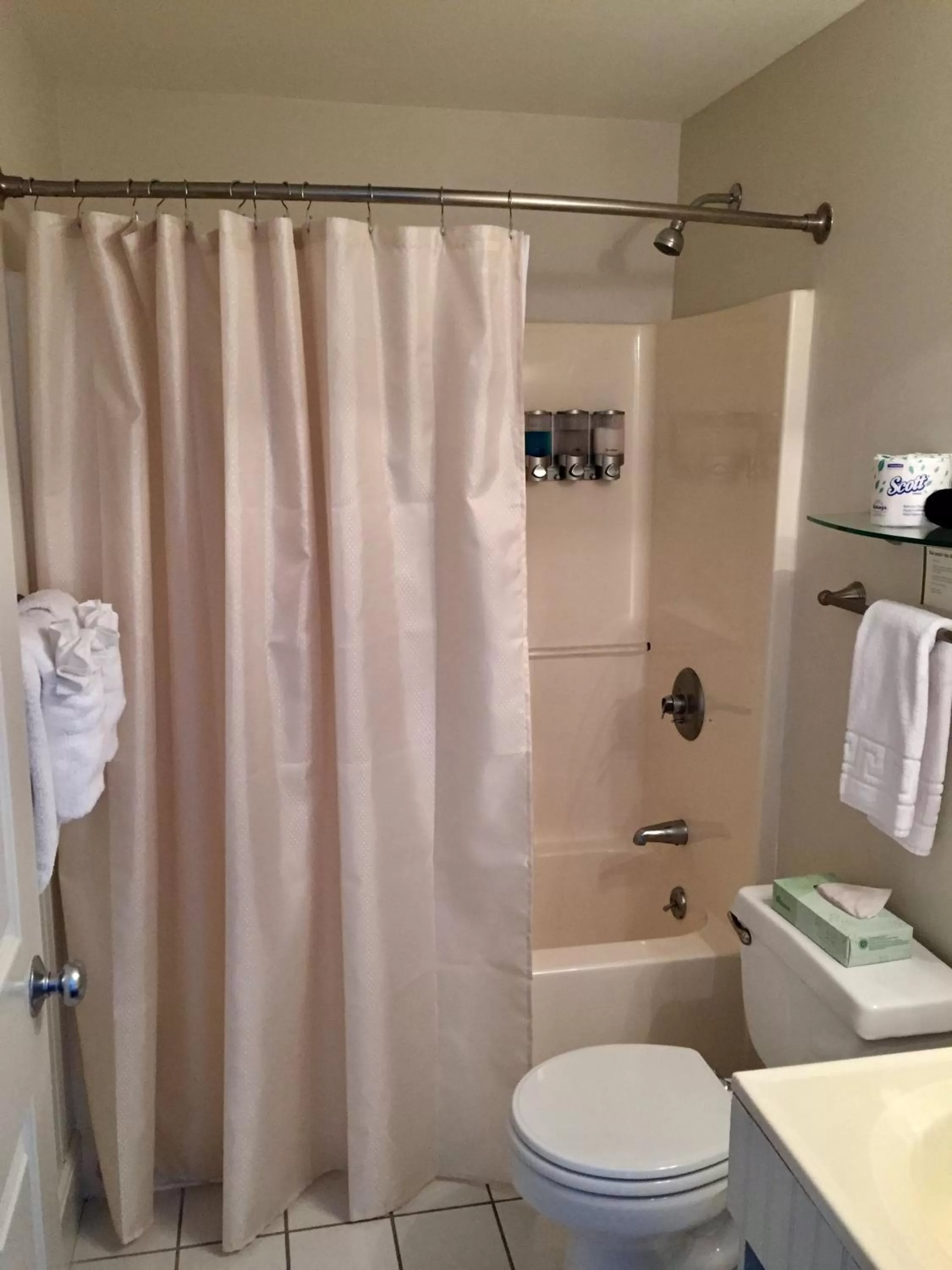 Bathroom in Pilgrim House