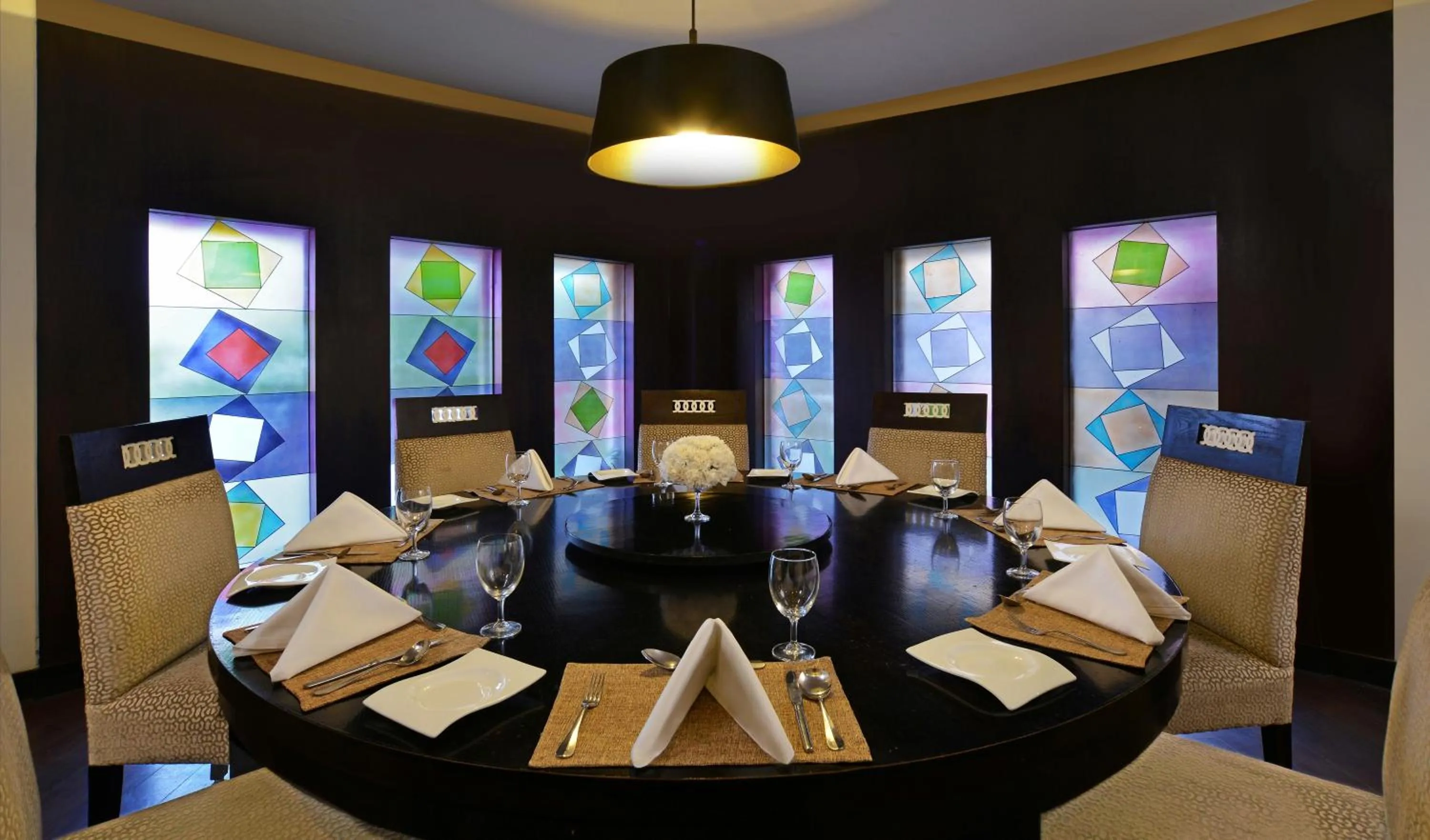 Restaurant/places to eat in Best Western Plus Jalandhar