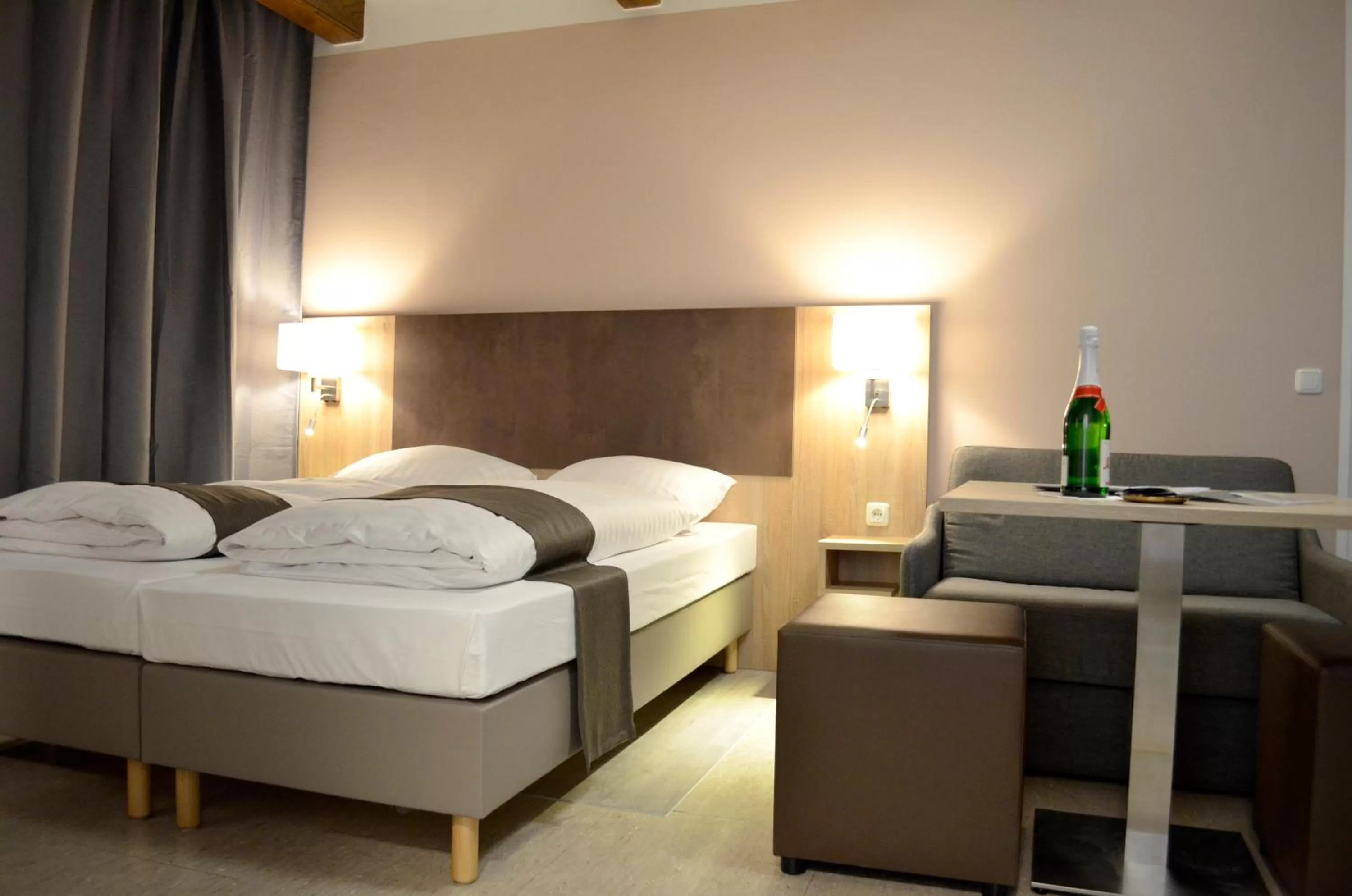 Photo of the whole room, Bed in Hana Aparthotel