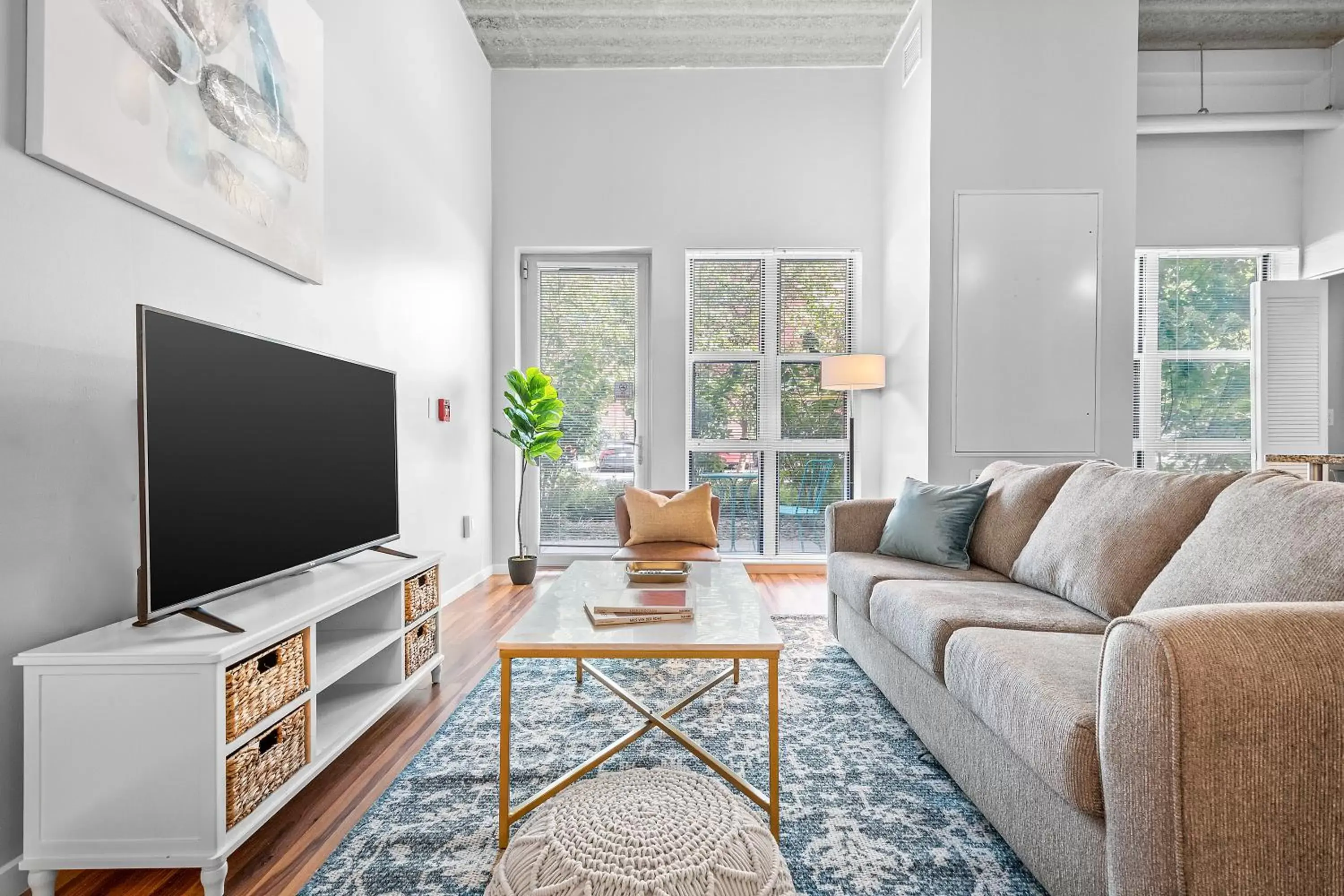 Studio (Self Check-in with Virtual Front Desk) in Kasa South Side Pittsburgh Studio (Self Check-in with Virtual Front Desk) in Kasa South Side Pittsburgh