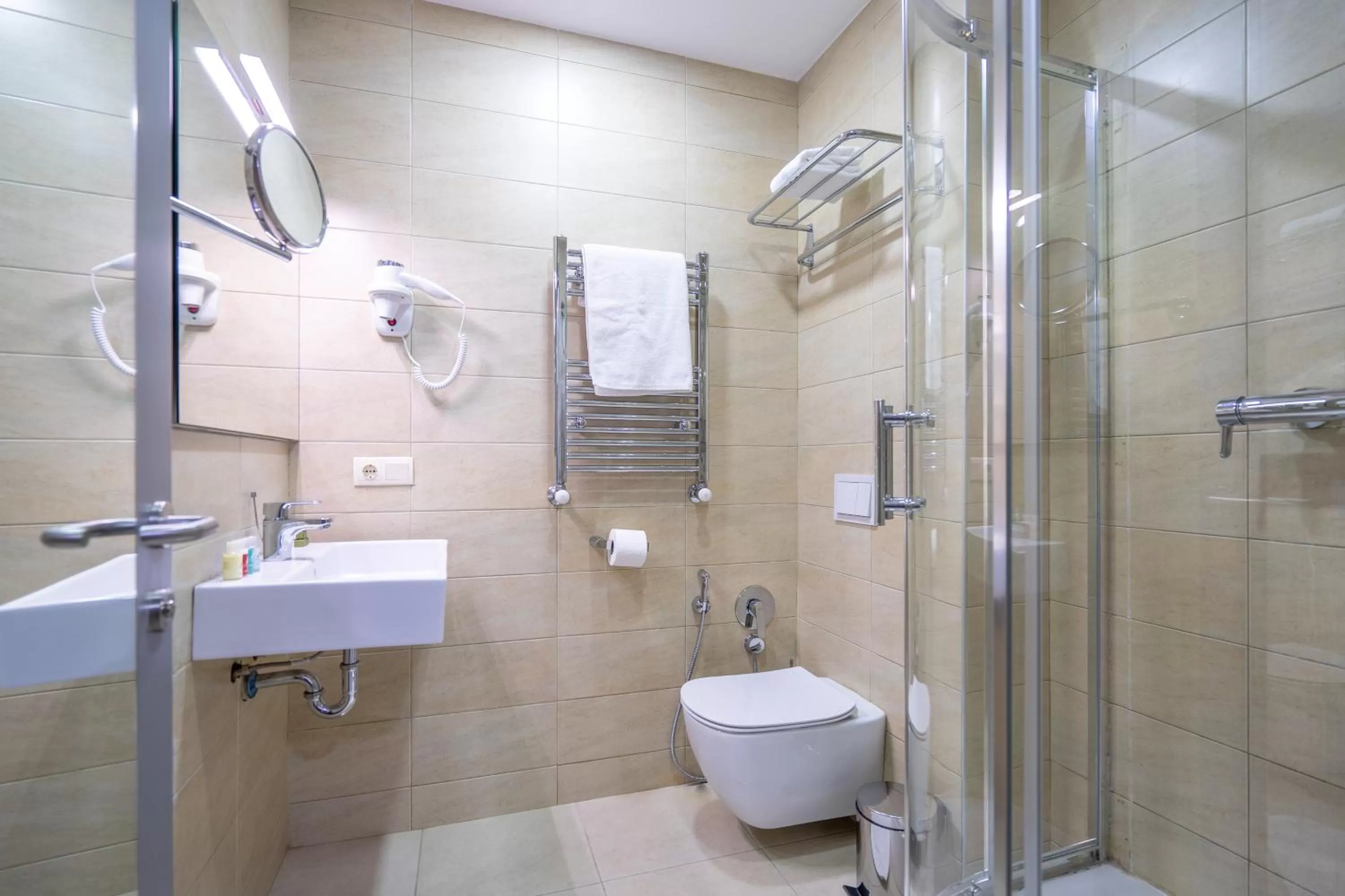 Shower in Hotel Atlas Abashidze
