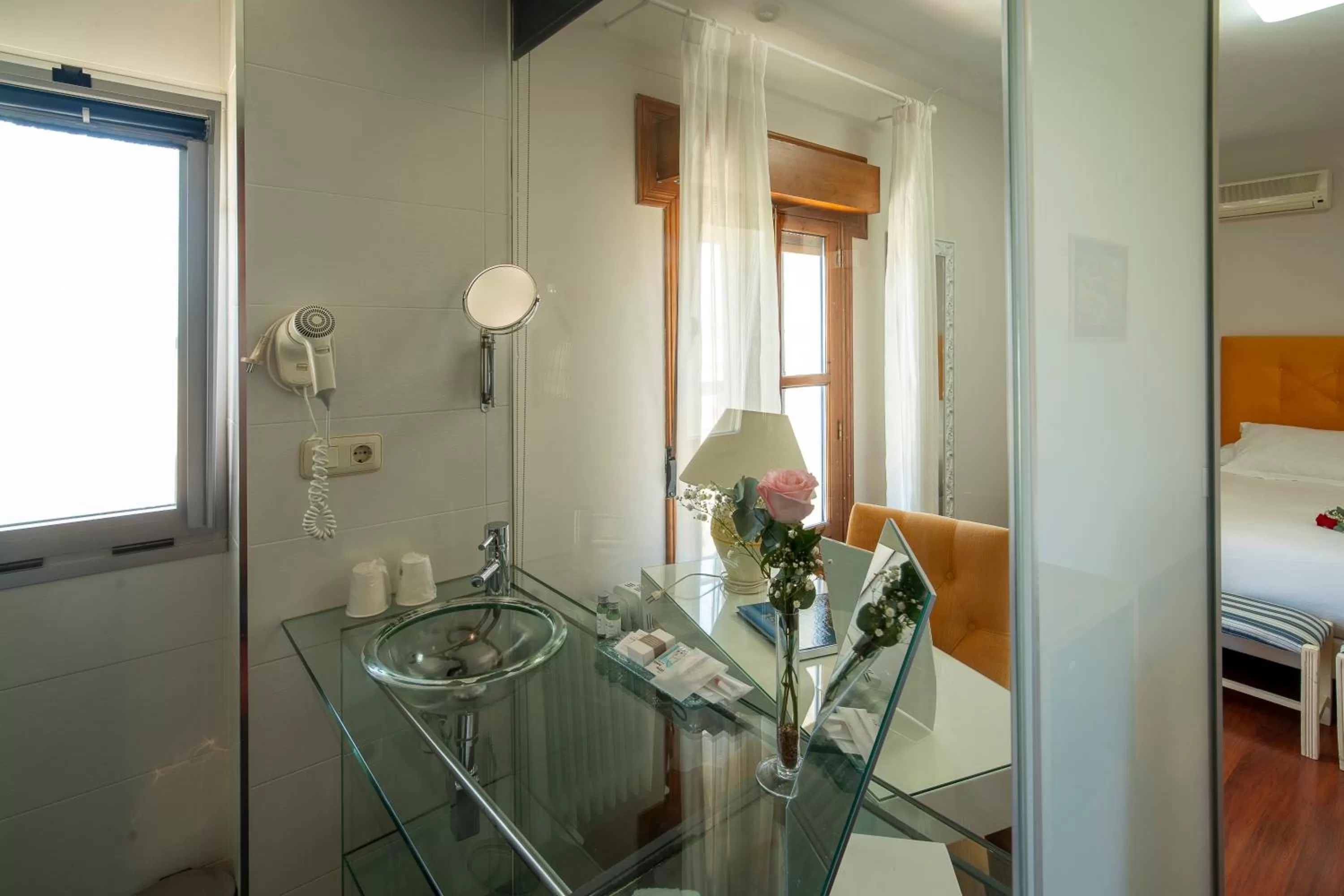 Bed in Hotel Rural Spa Don Juan de Austria