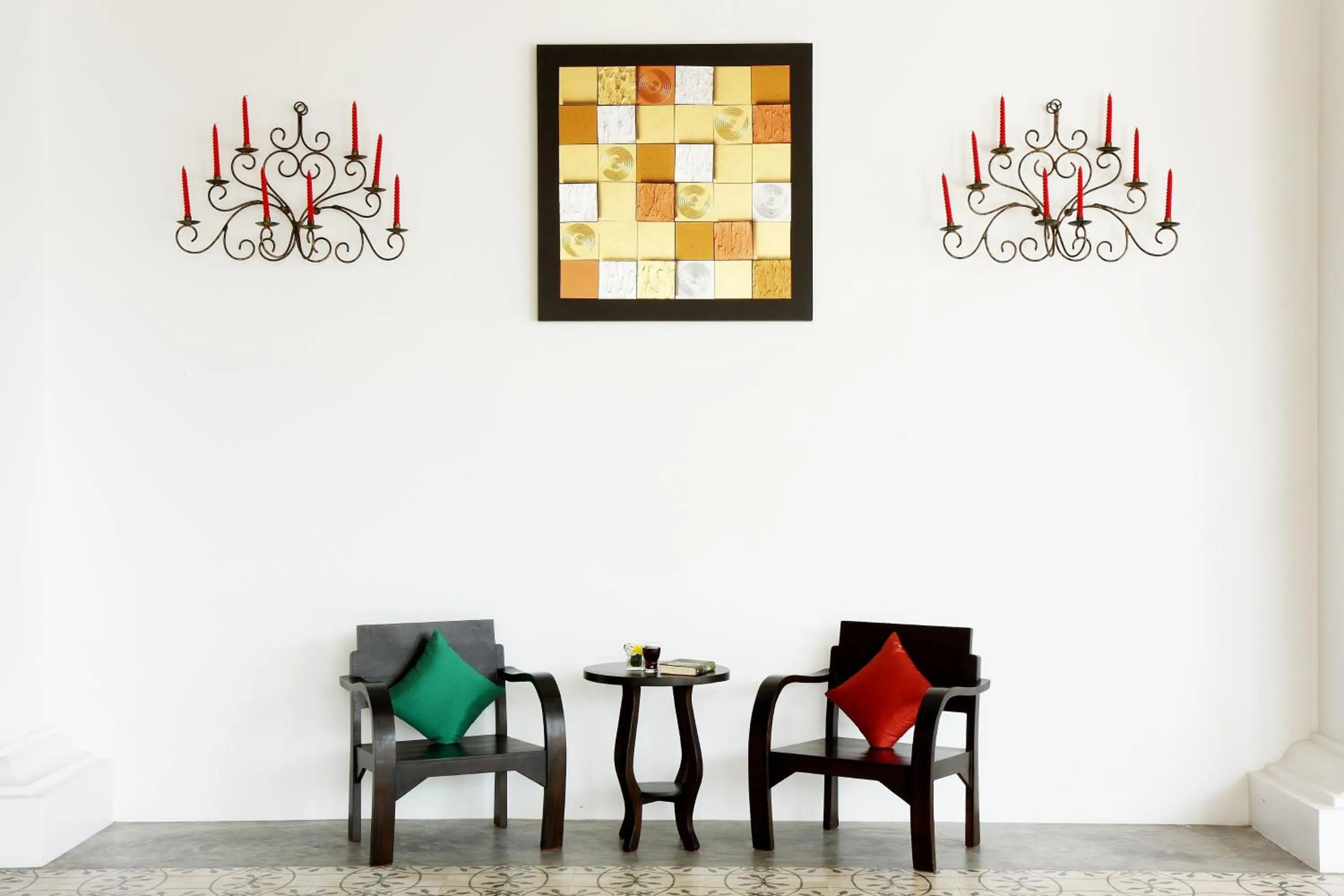 Seating area in The Old Phuket - Karon Beach Resort