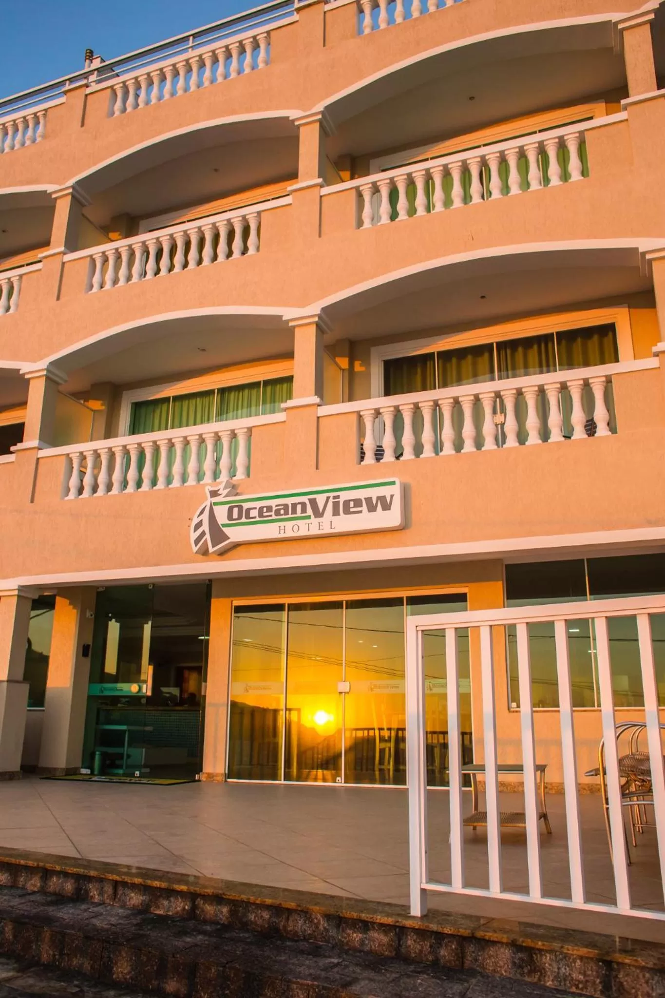 Facade/entrance in Ocean View Hotel