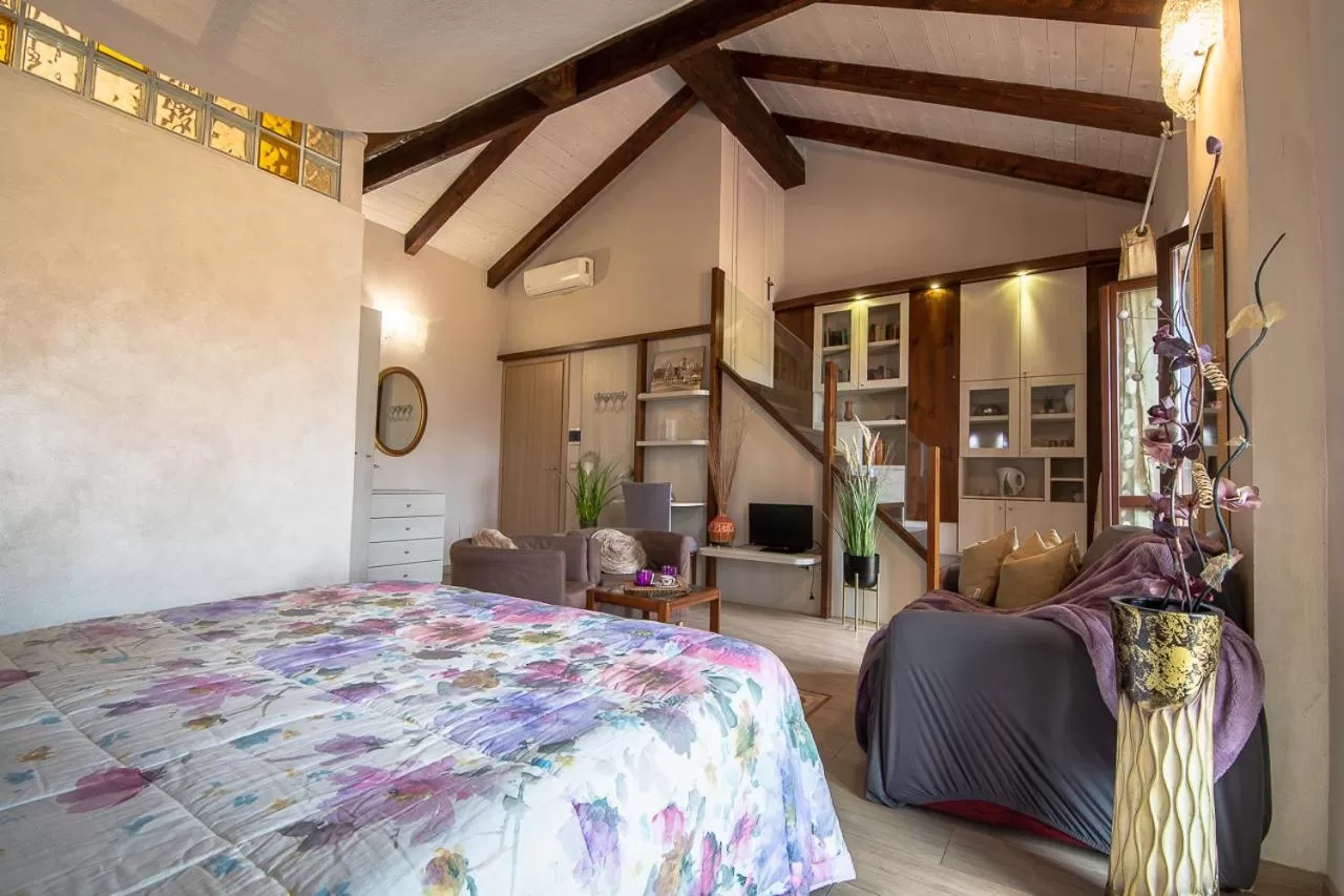 View (from property/room), Bed in La Valle B&B