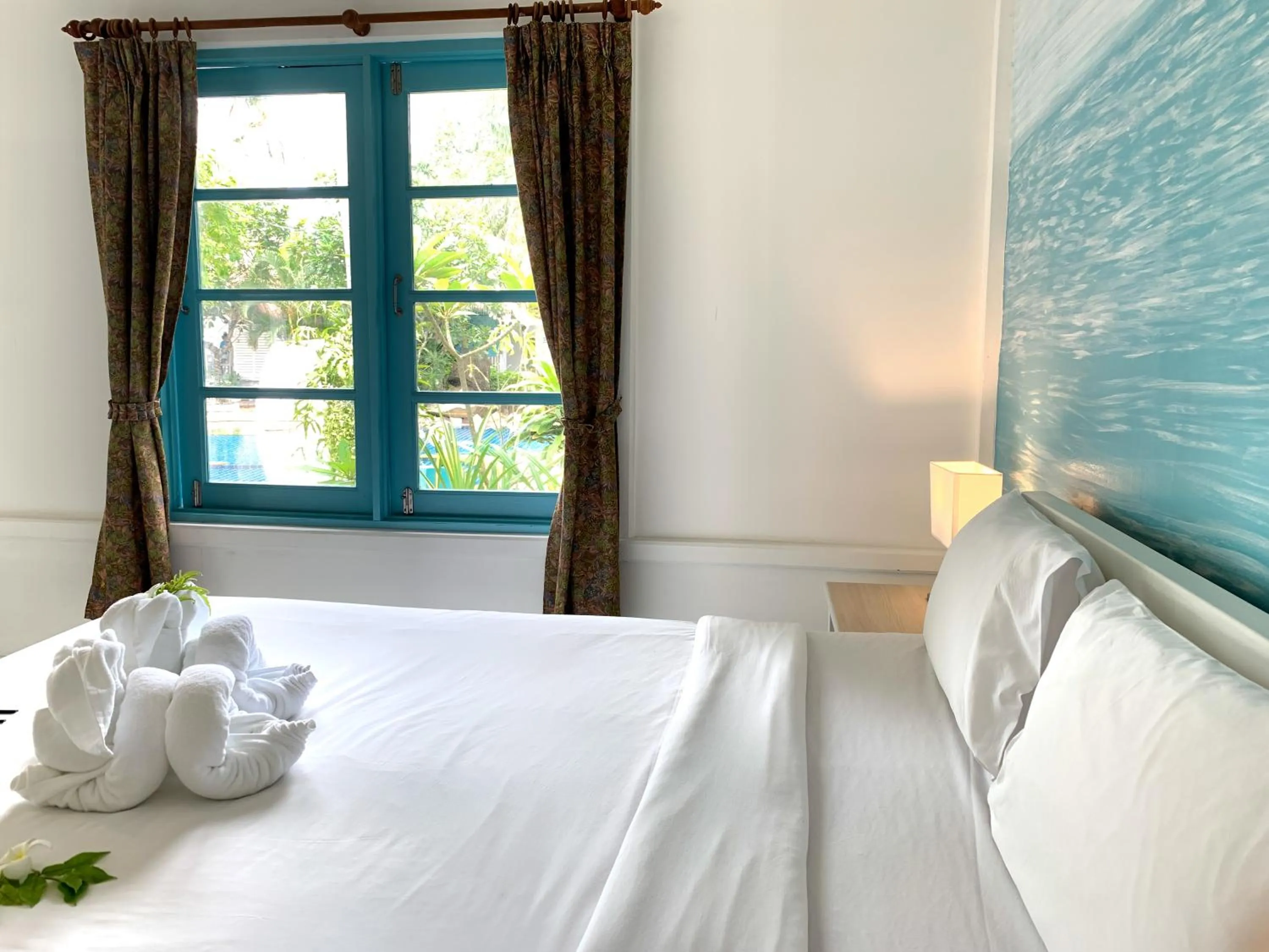 Bed in Sand Sea Beach Resort