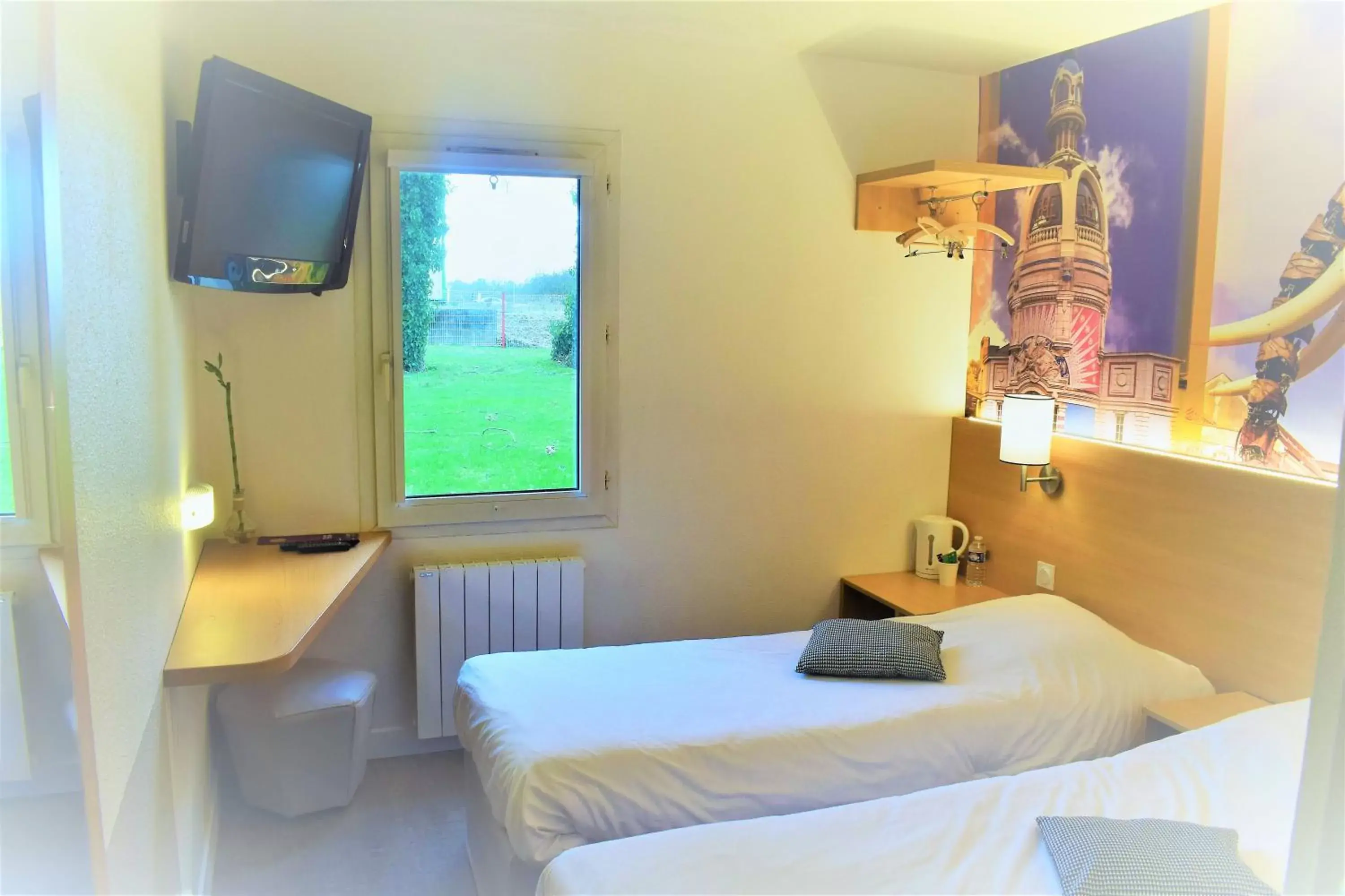 Double or Twin Room in Hôtel Inn Design Resto Novo Châteaubriant Double or Twin Room in Hôtel Inn Design Resto Novo Châteaubriant