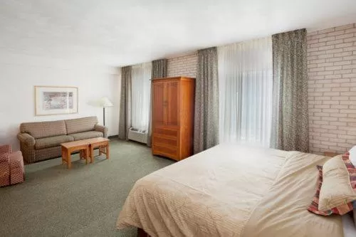 Bed in Staybridge Suites San Antonio Airport by IHG