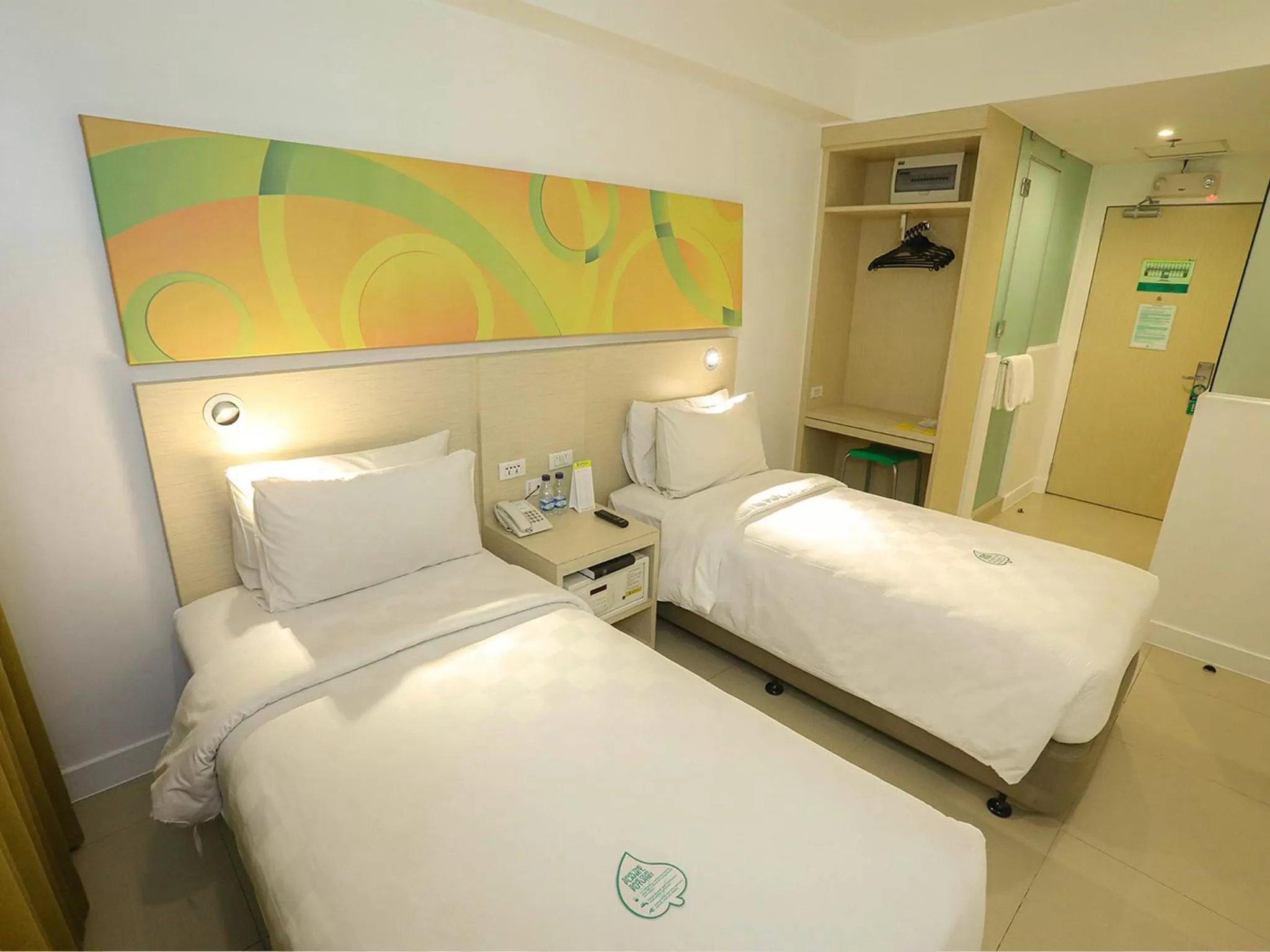 Bed in Go Hotels North EDSA