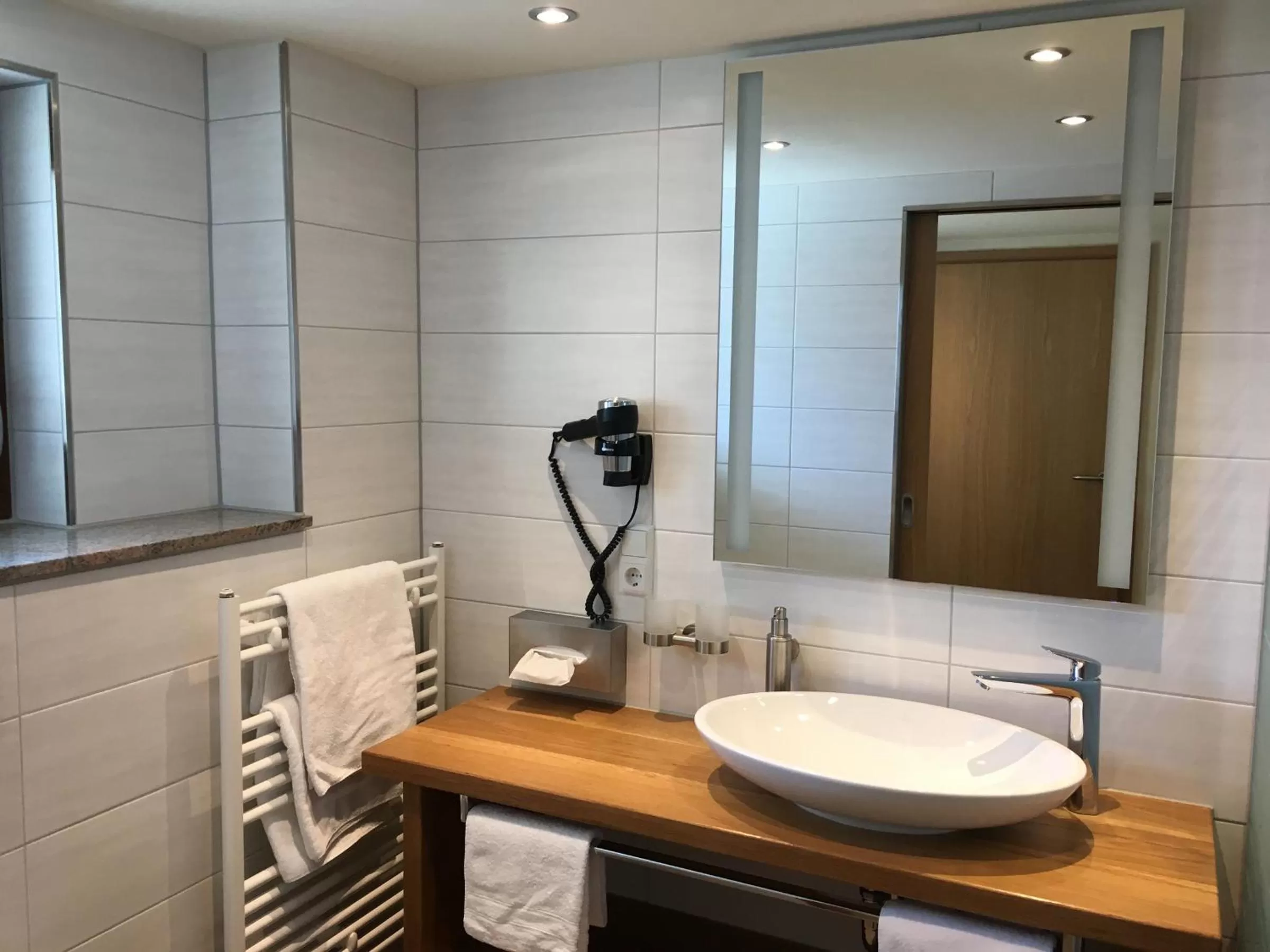 Bathroom in Gasthof zum Ochsen