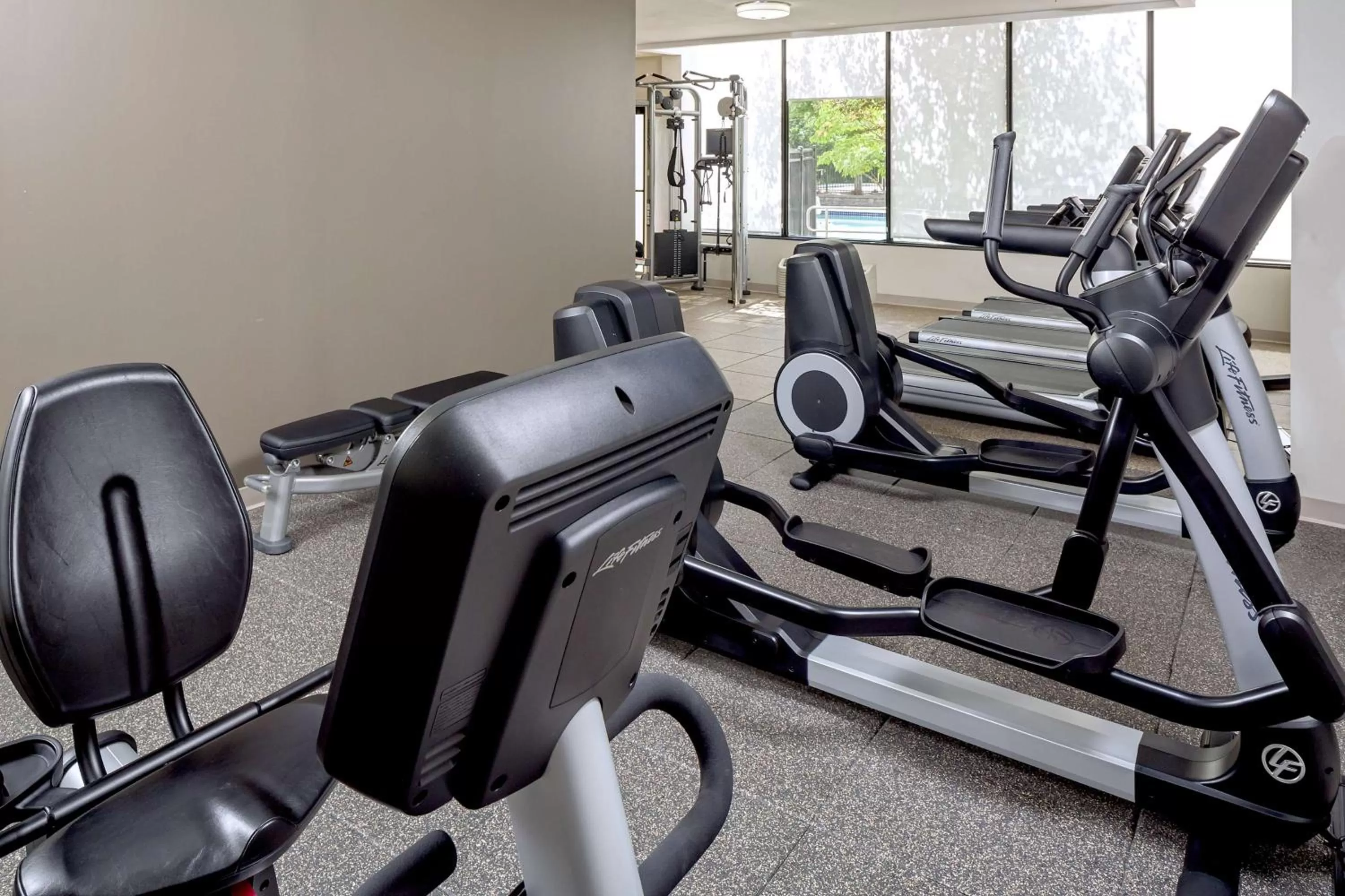 Fitness centre/facilities in DoubleTree by Hilton Boston-Rockland