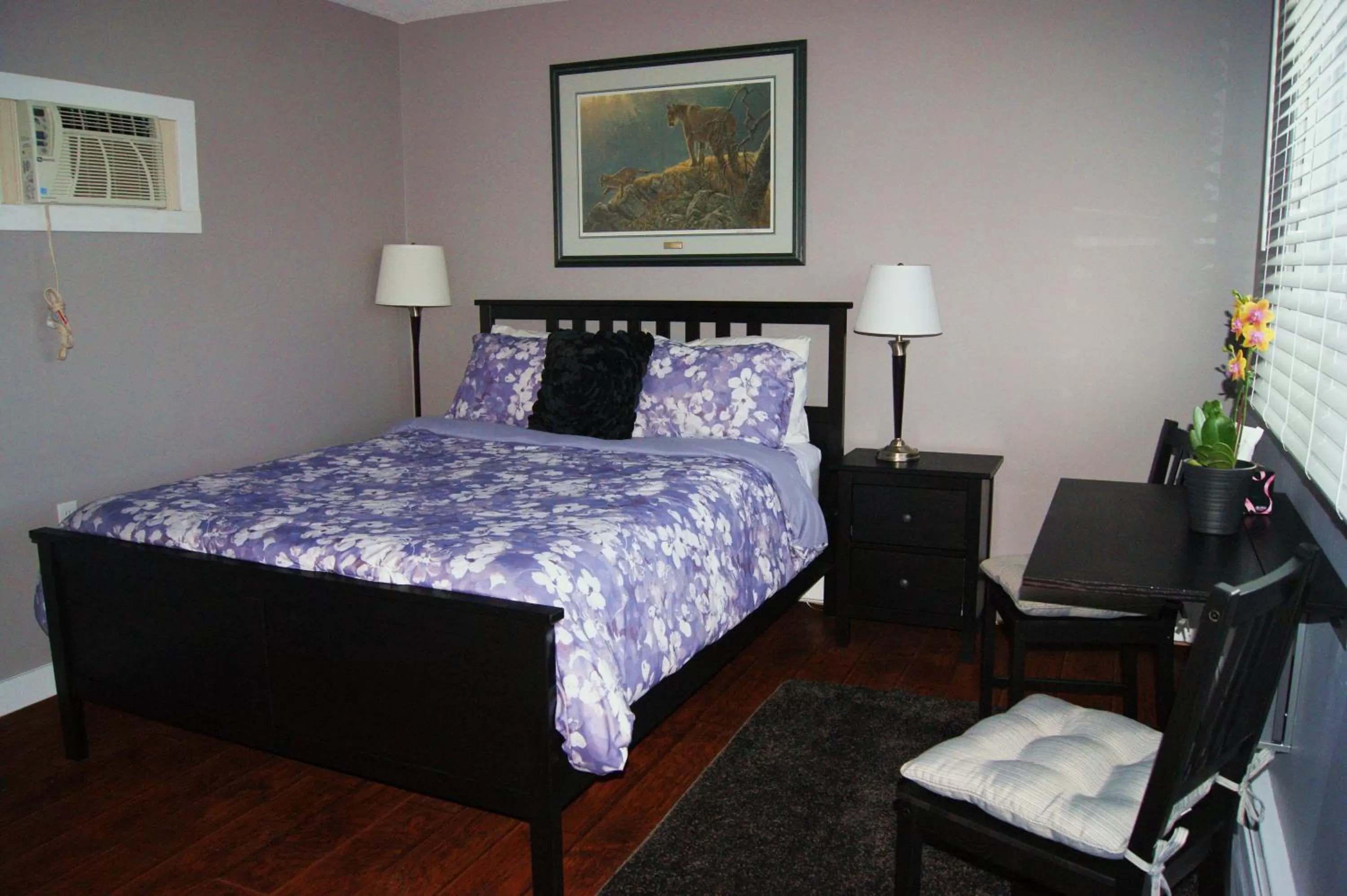 Bedroom, Bed in Stardust Inn and Chalets