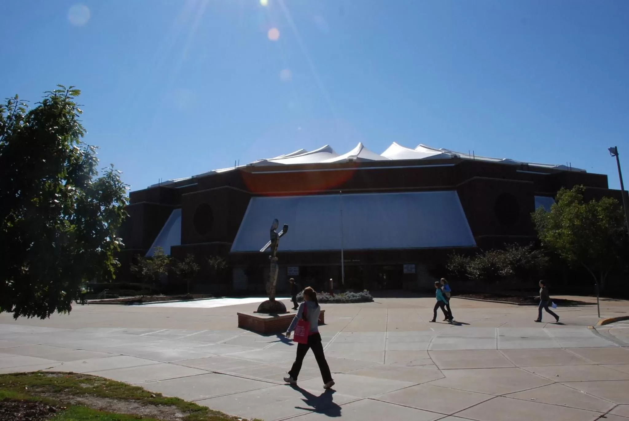 Location in Holiday Inn Express Hotel & Suites Bloomington-Normal University Area by IHG