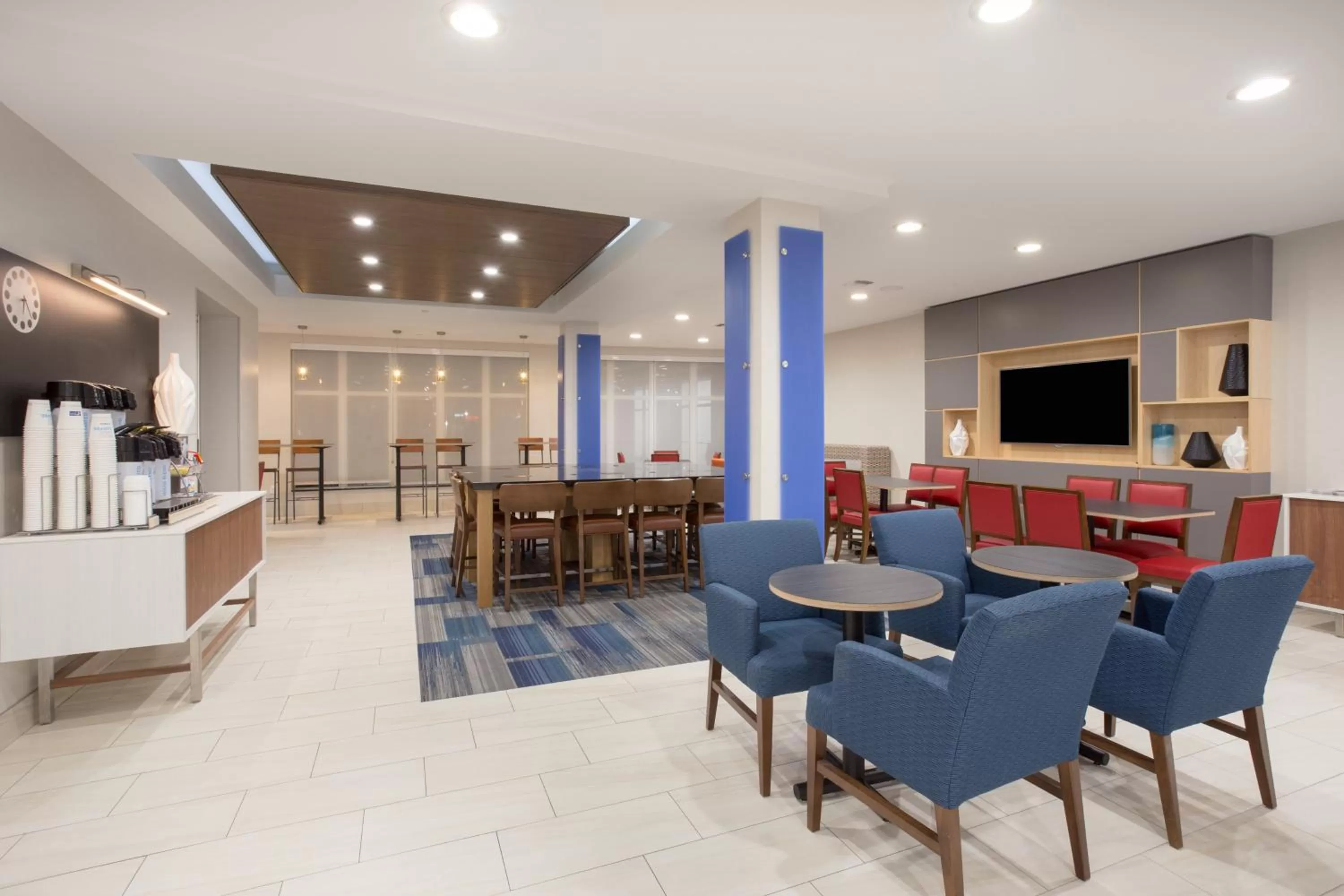 Property building in Holiday Inn Express & Suites Amarillo by IHG