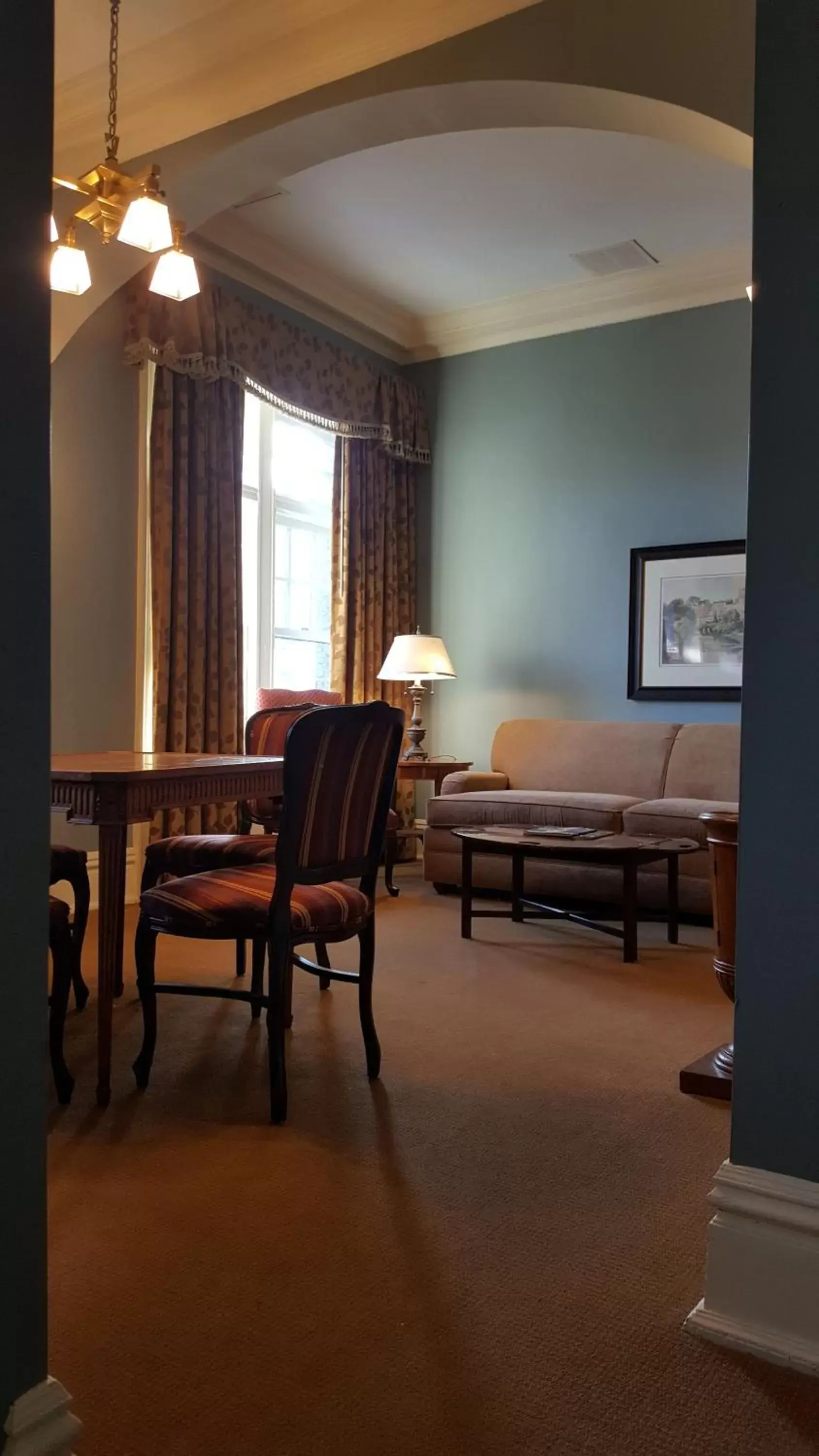 Presidential Suite King and Two Sofa Beds in Mansions on Fifth Presidential Suite King and Two Sofa Beds in Mansions on Fifth